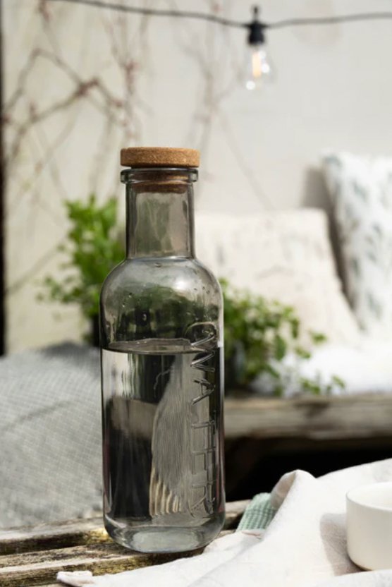 Vandflaske med korkprop – Stone 700 ml - VIAMAJA.DK