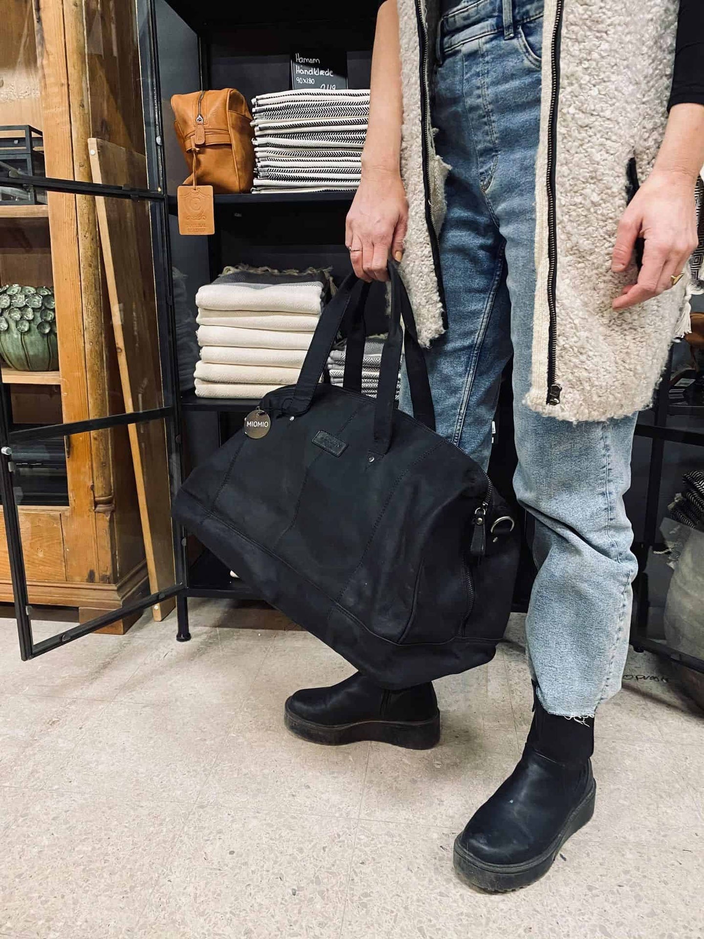 Weekendtaske i rå læder DEXTER - VIAMAJA.DK