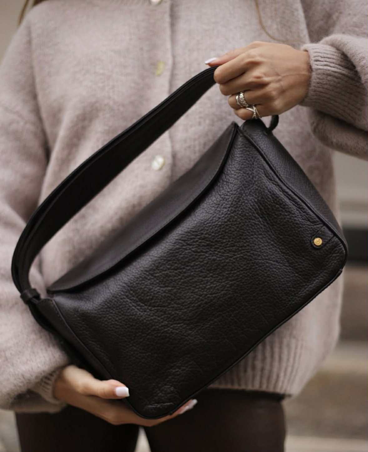 Axelväska Dalia - Svart