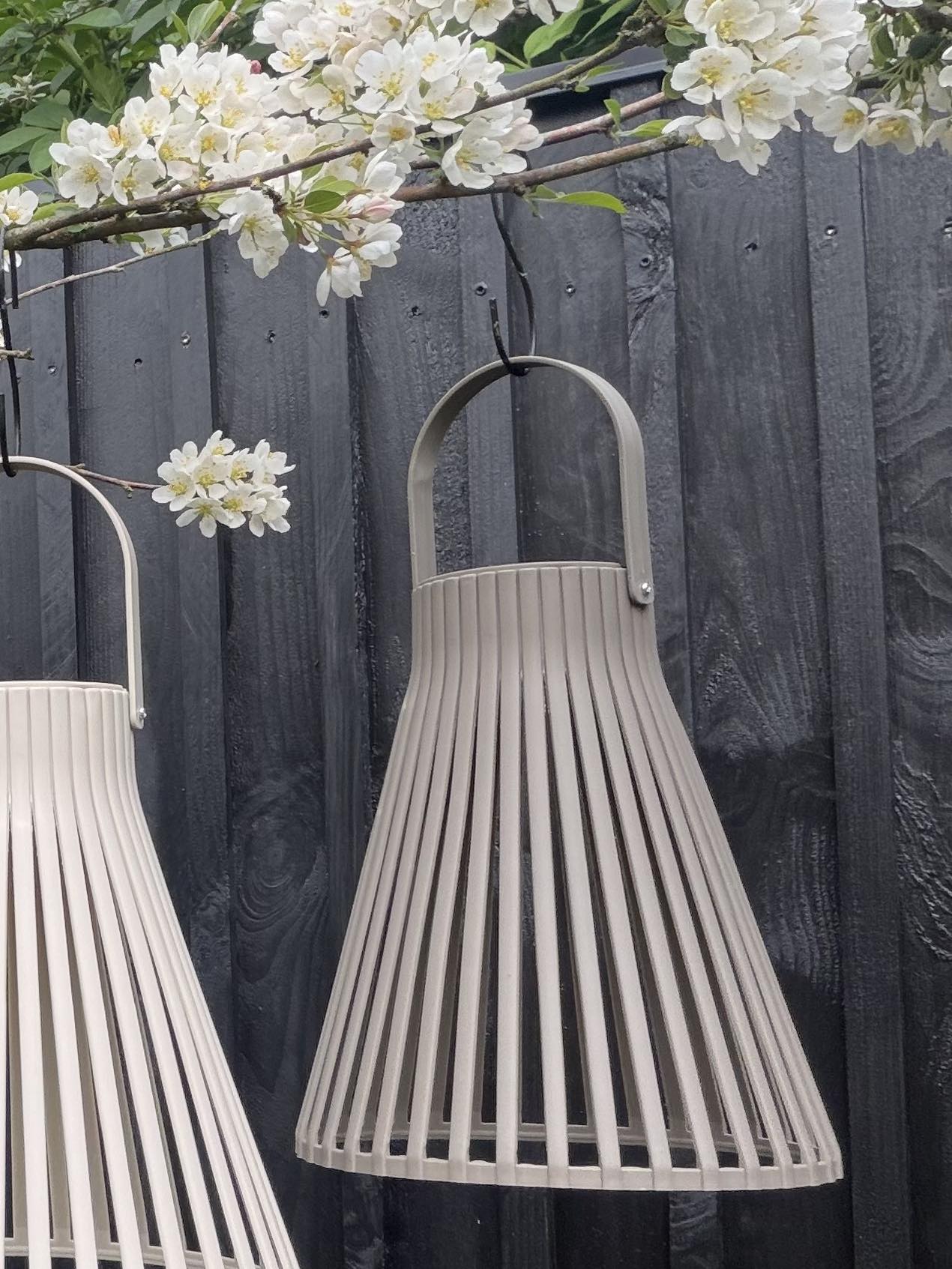 Lykta Emily solar 24 cm - Flera färger