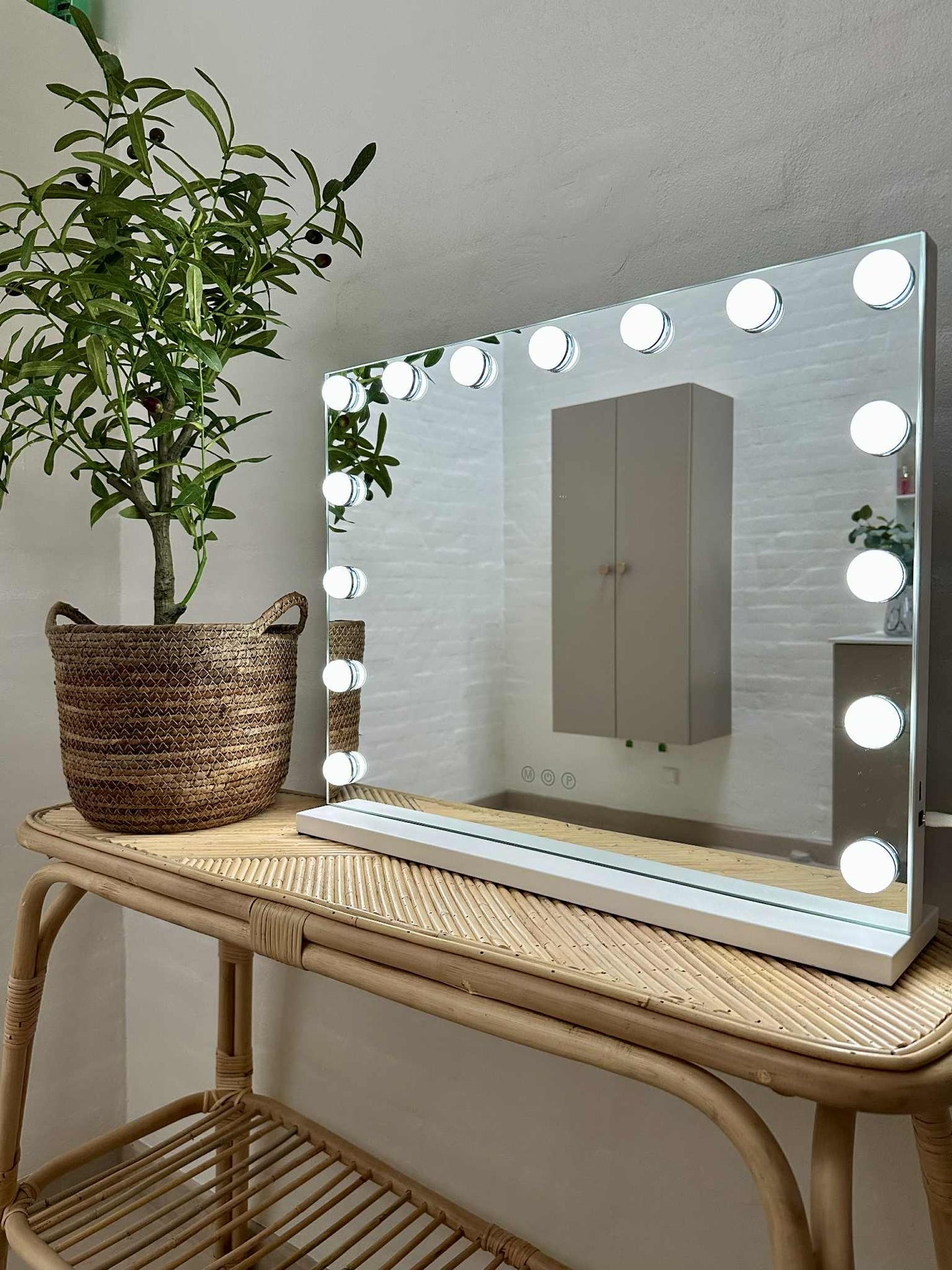 Hollywood Sminkspegel med belysning