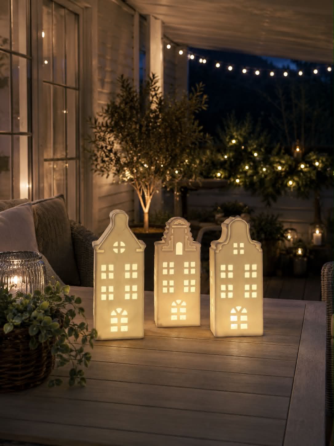 Ljushus med LED - WHITE MIX