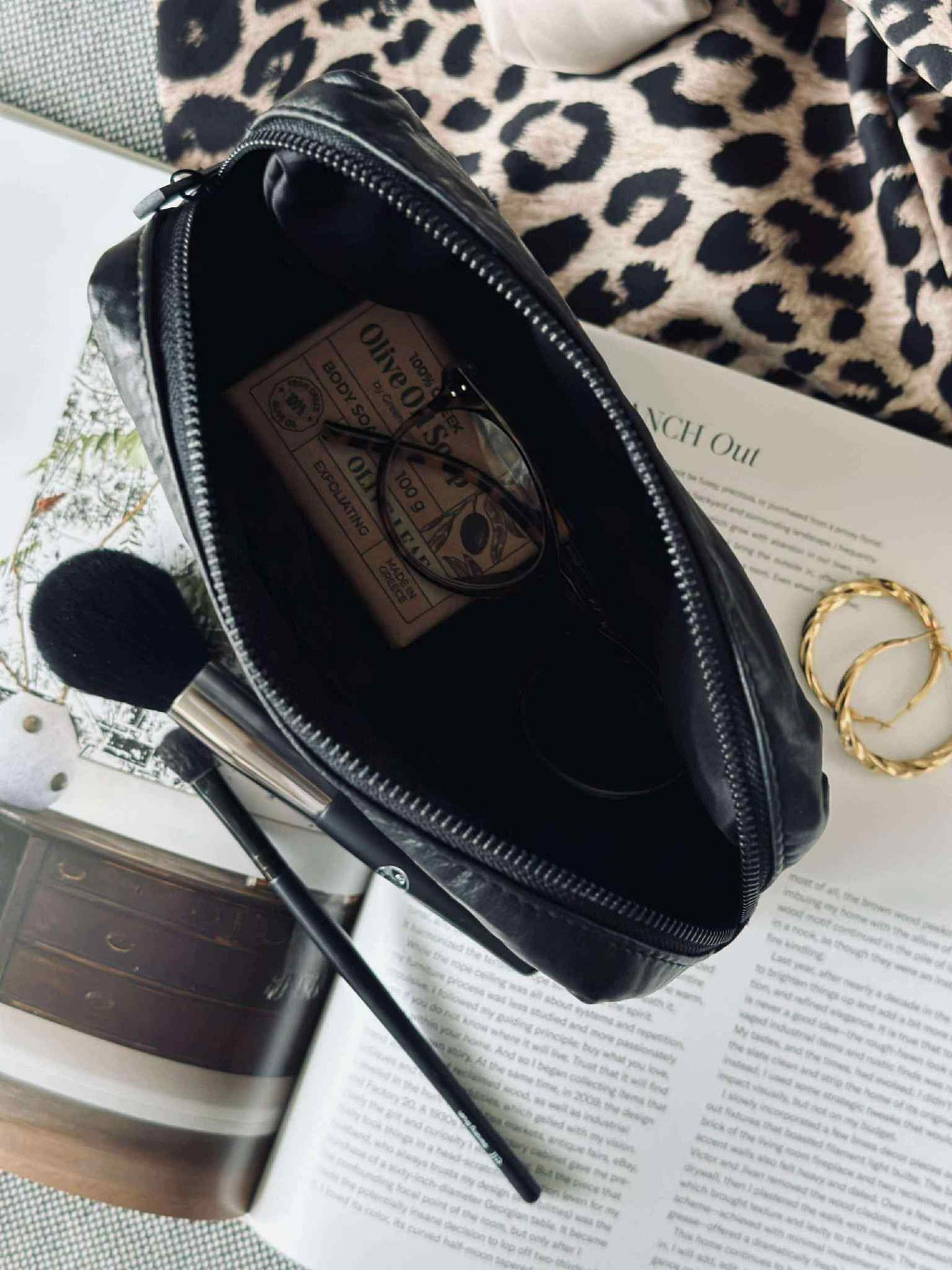 Sminkväska - Svart / svart