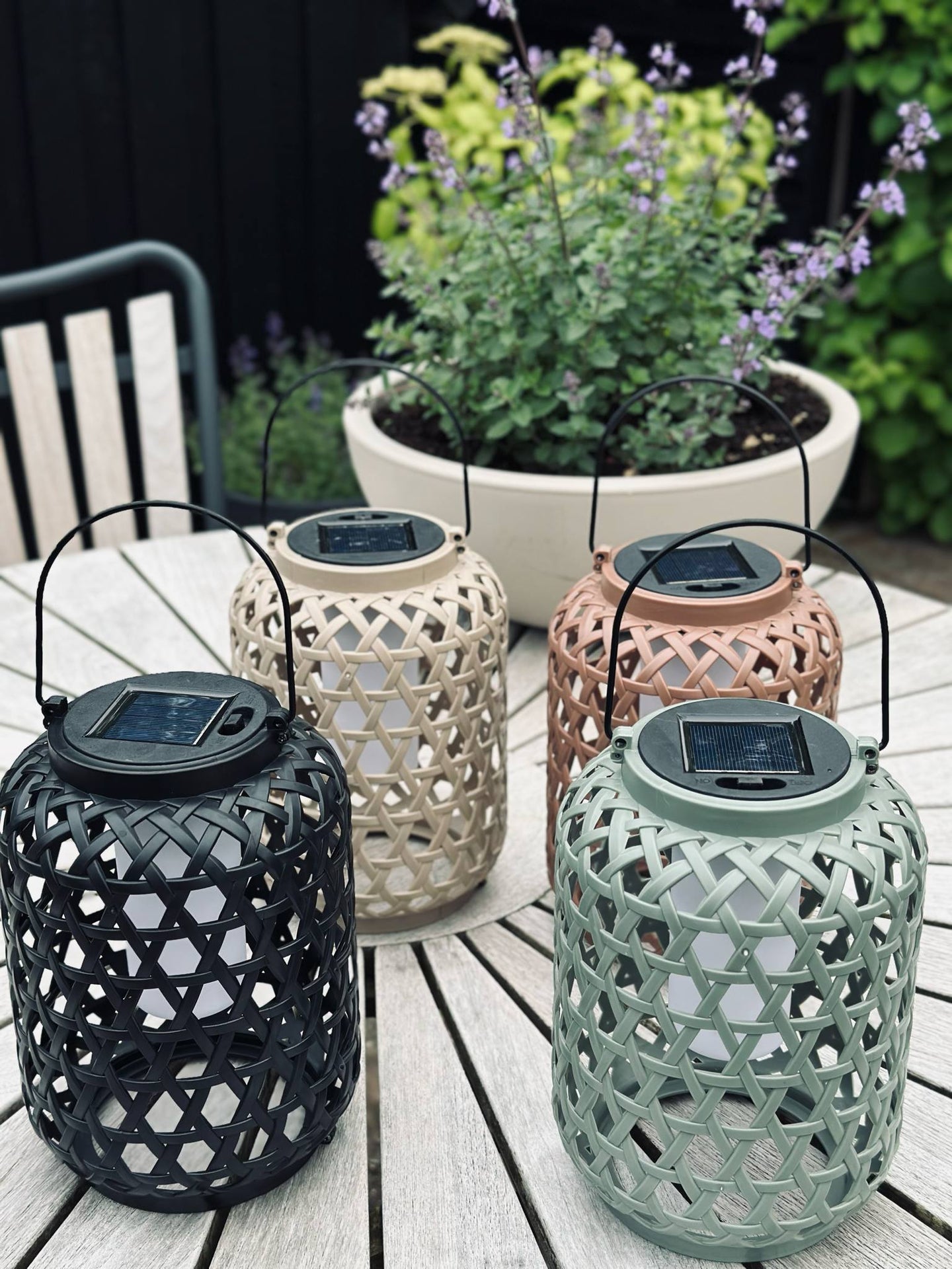 Lykta GINNY - Flera färgalternativ