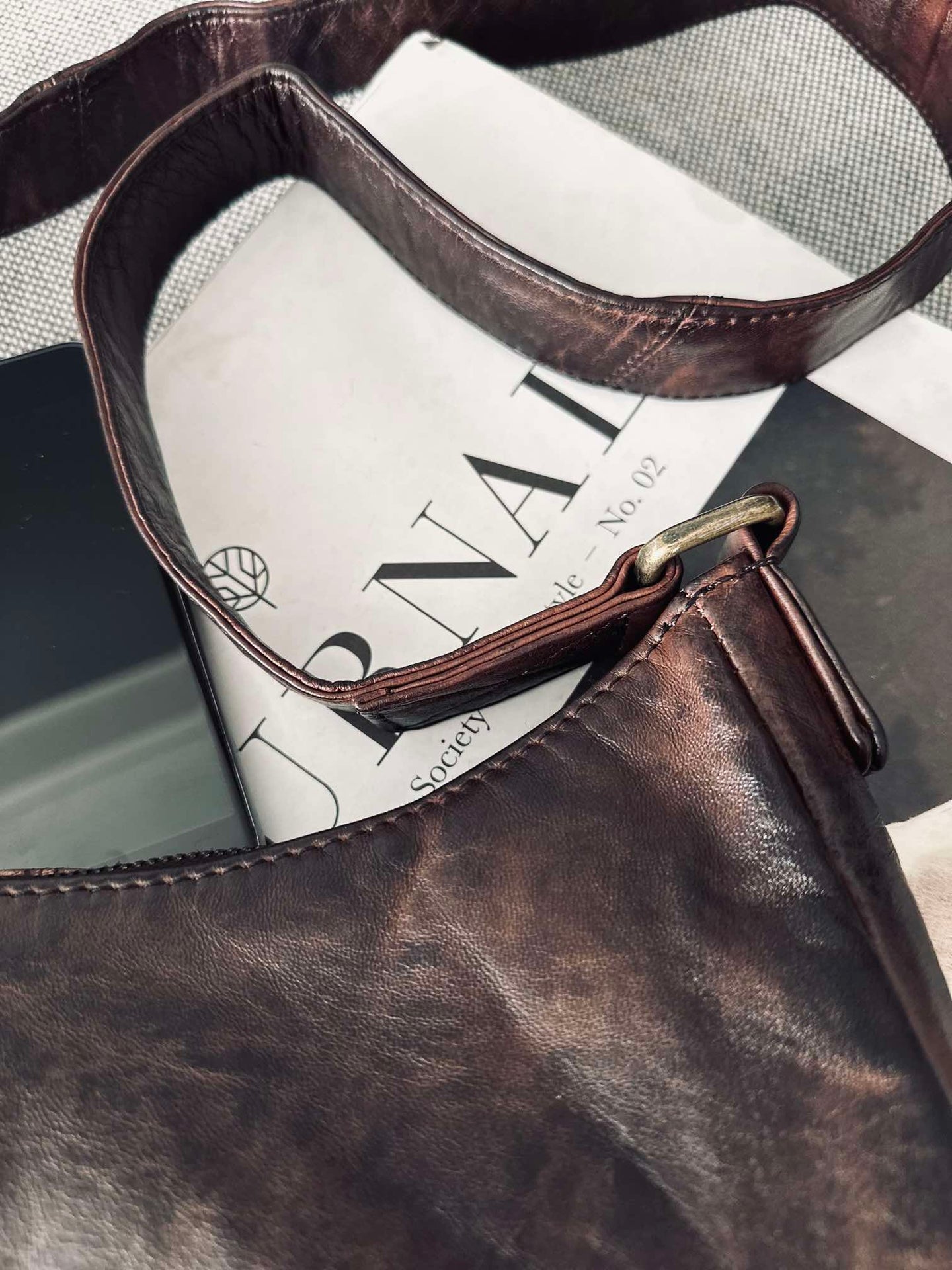 Axelväska ELSA – Winter brown