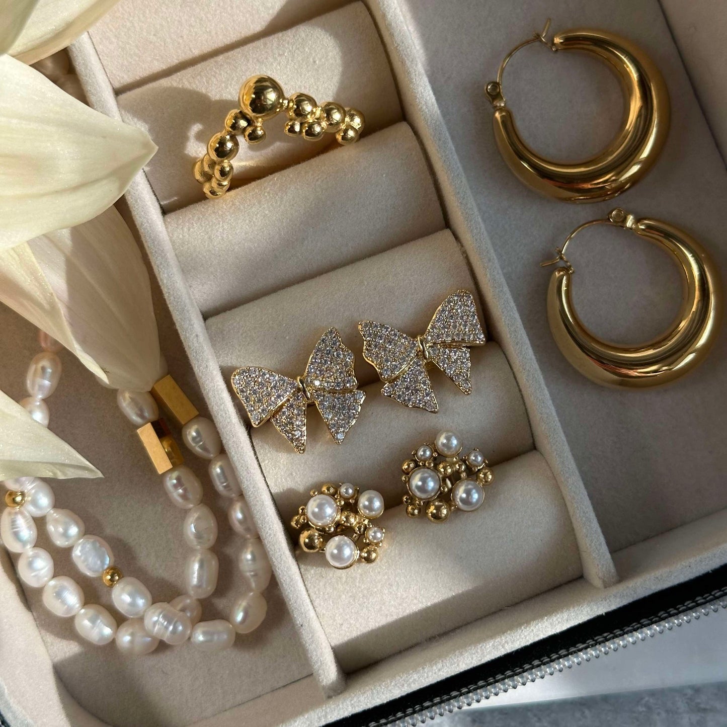 Örhängen Noor förgyllda