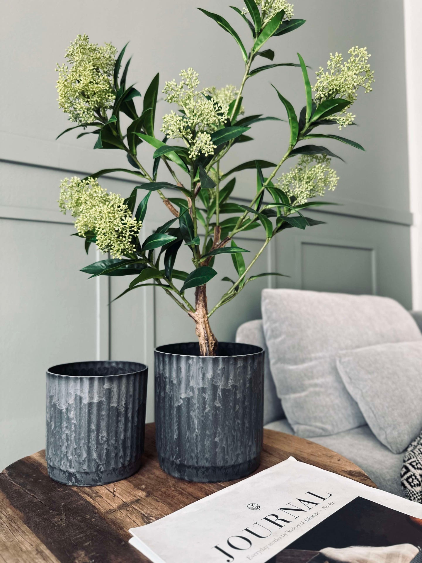 Krukor i betonglook - Set med 2 st