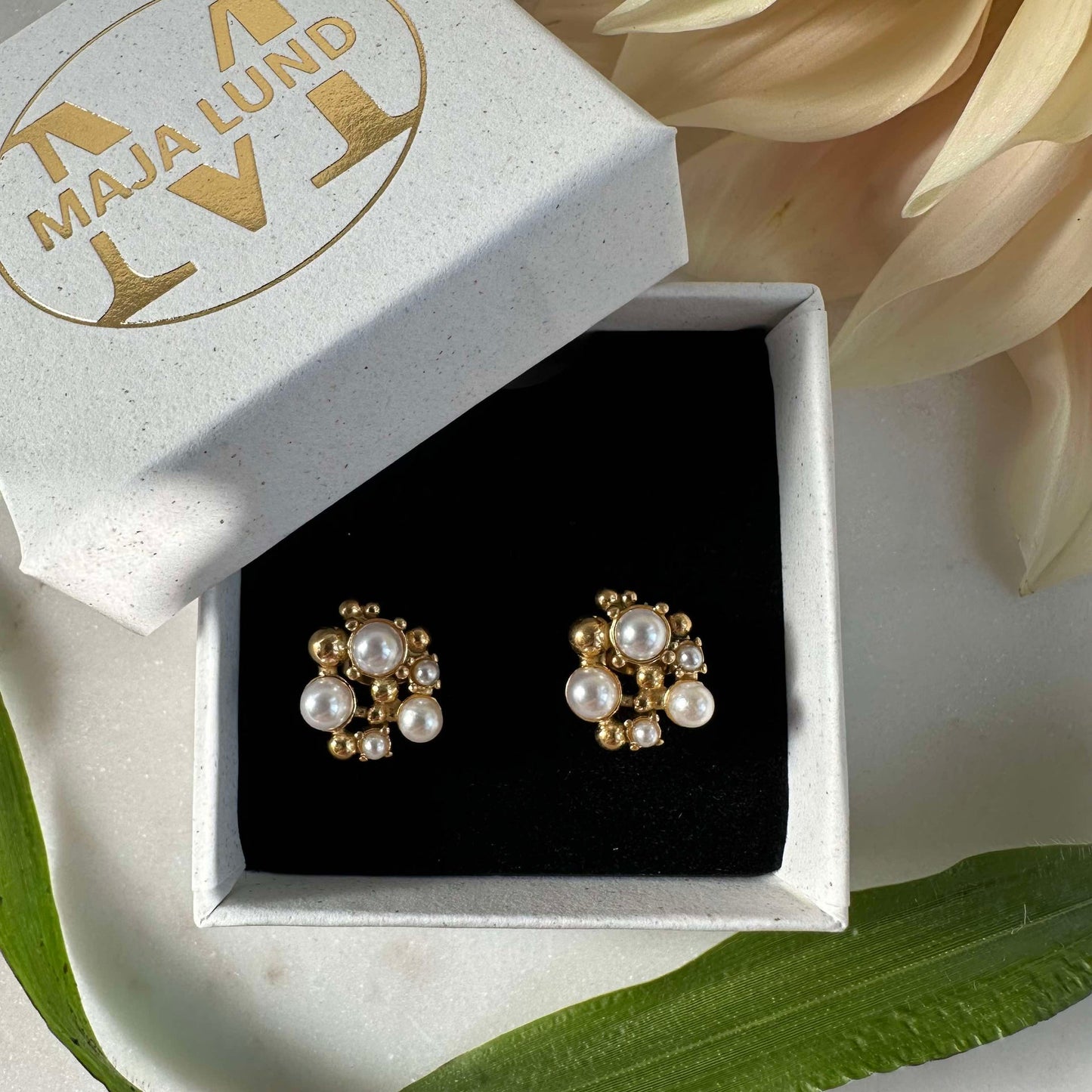 Örhängen Noor förgyllda