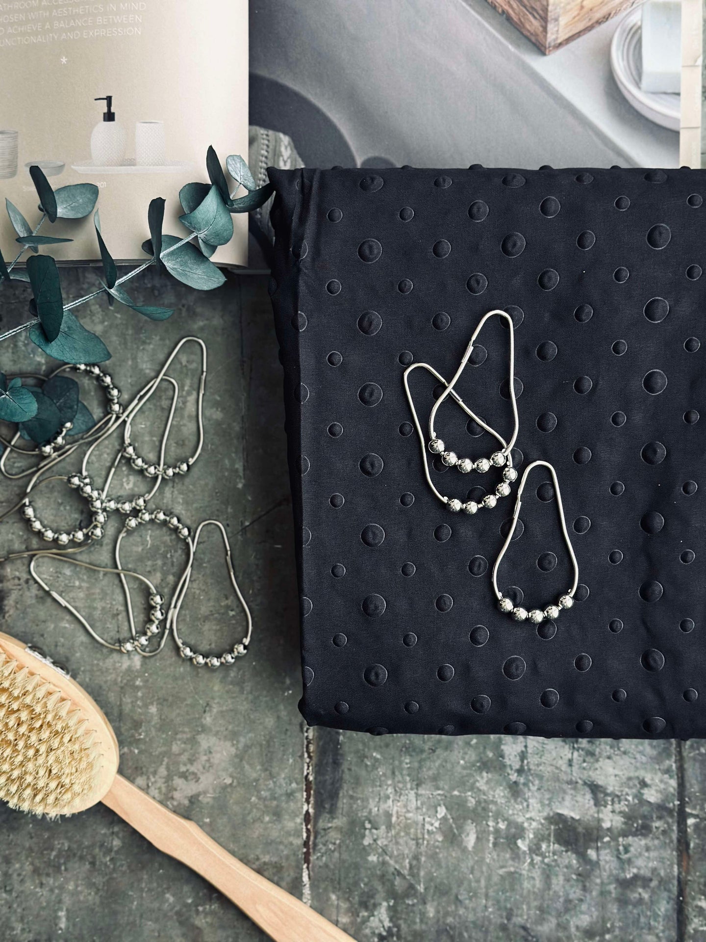 Duschdraperi DOT Svart