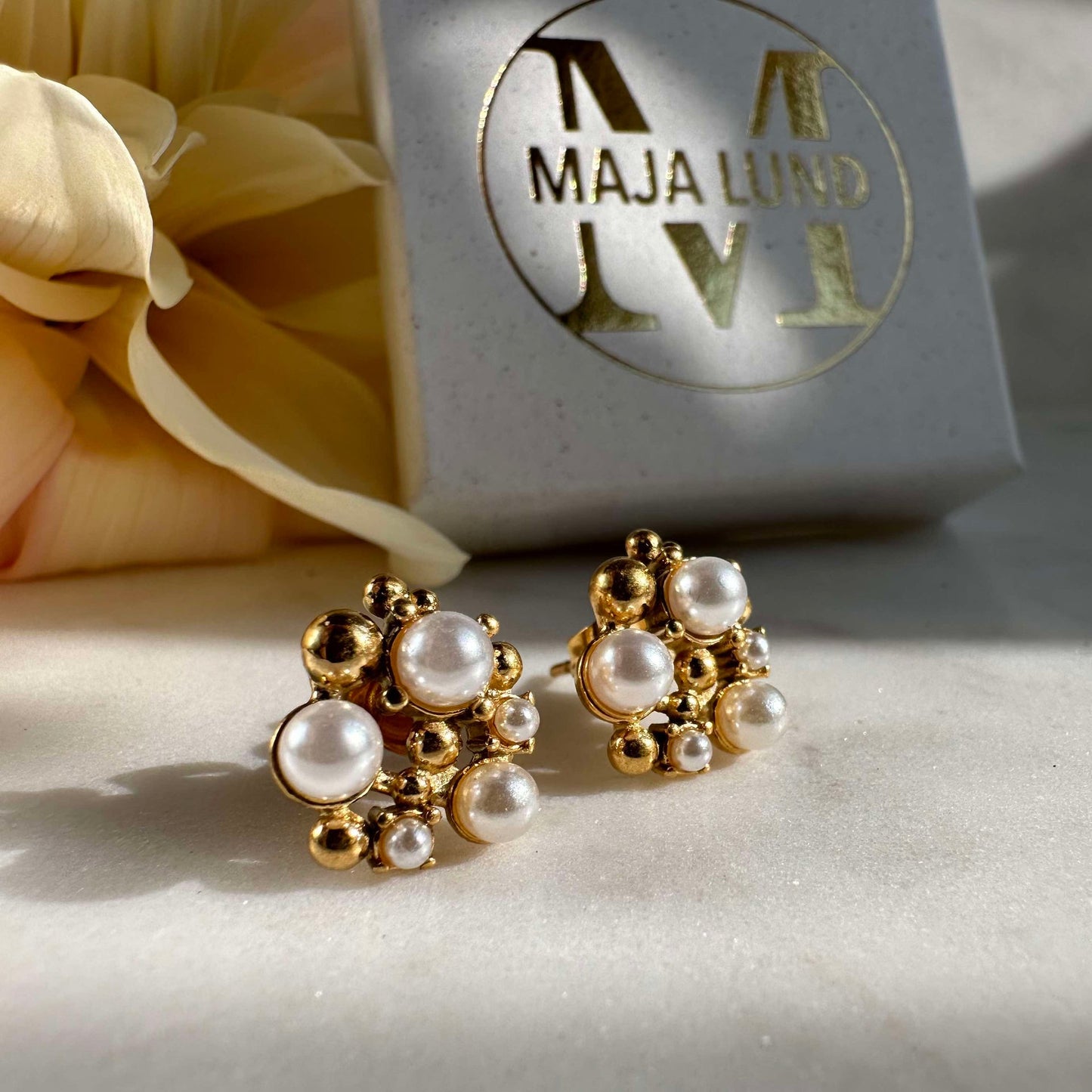 Örhängen Noor förgyllda