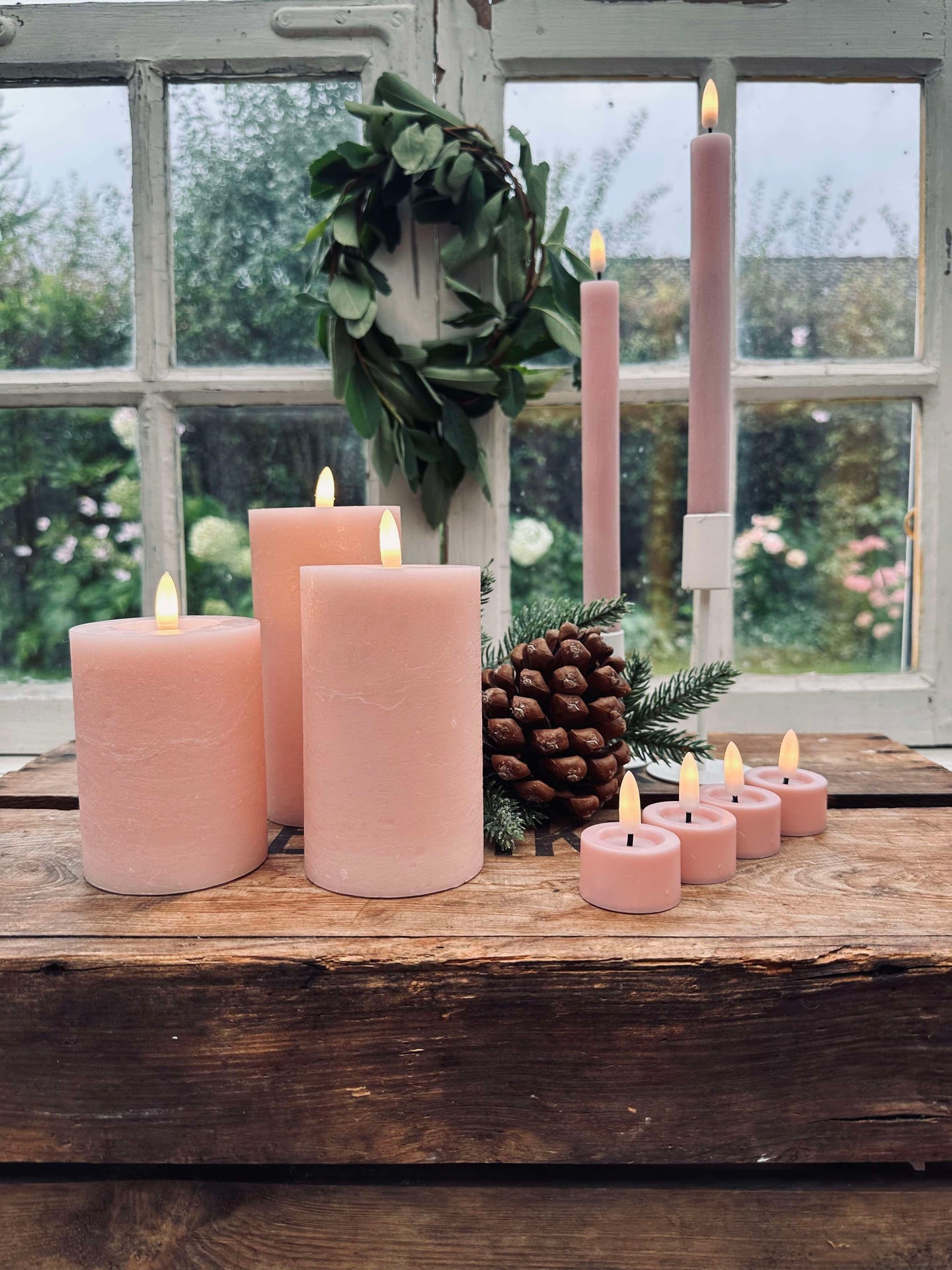 LED-ljuspaket med 9 LED-ljus - Rosa