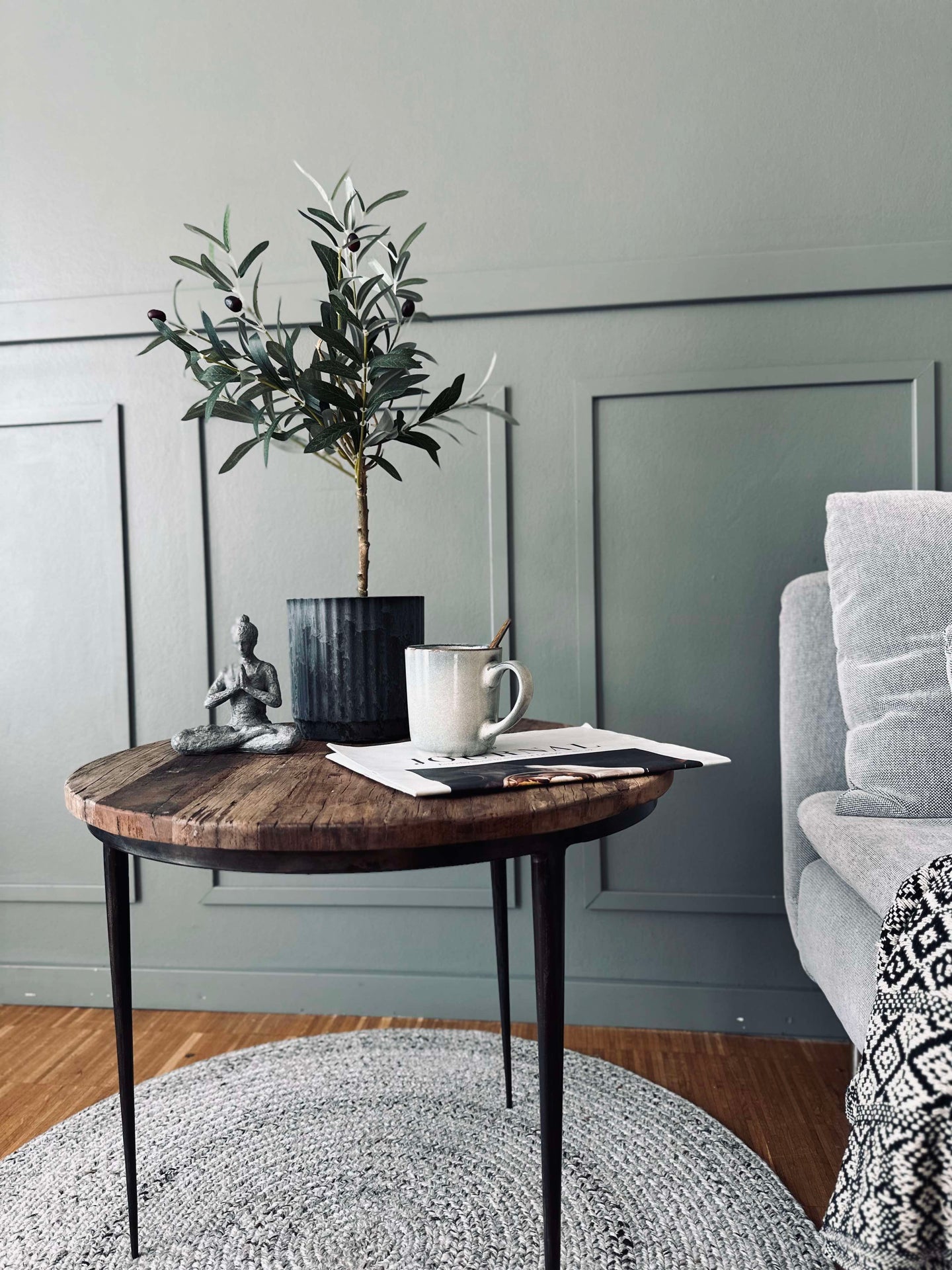 Krukor i betonglook - Set med 2 st