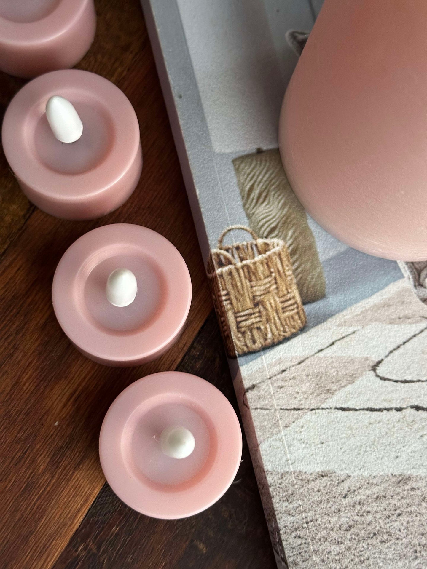 LED-ljuspaket med 9 LED-ljus - Rosa