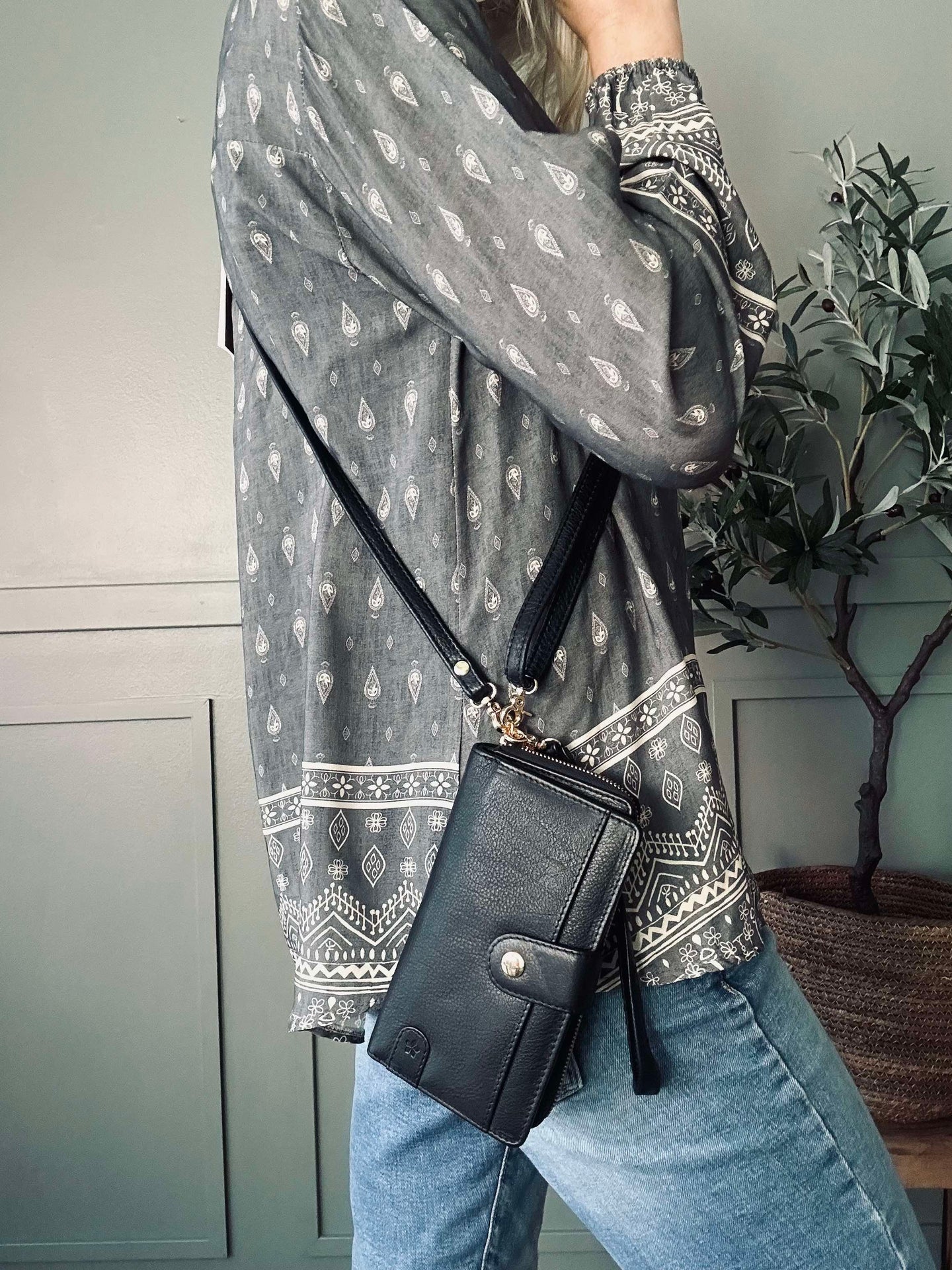 Clutch Posh – Svart / Silver