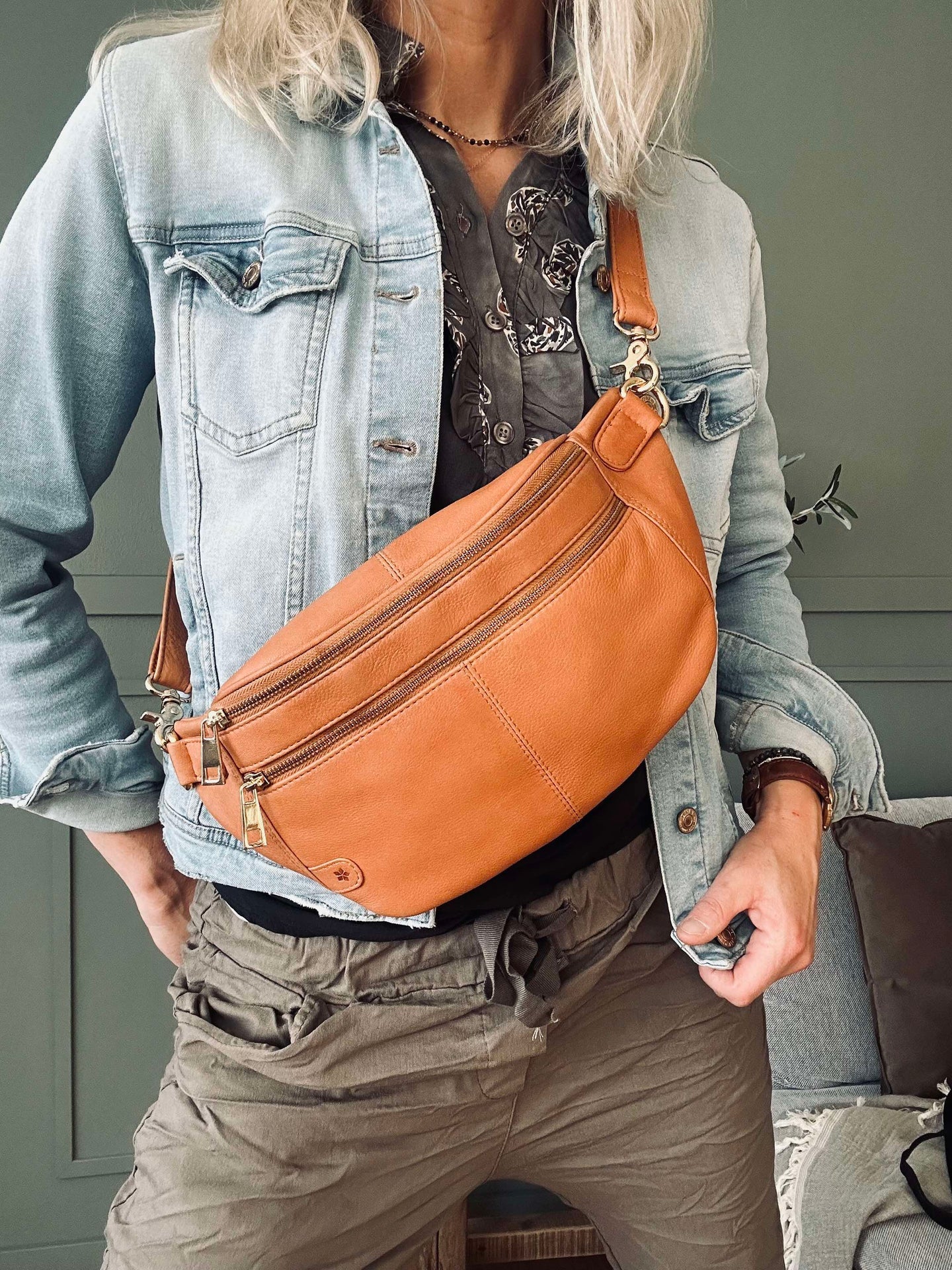Bumbag Astrid - Cognac / Guld