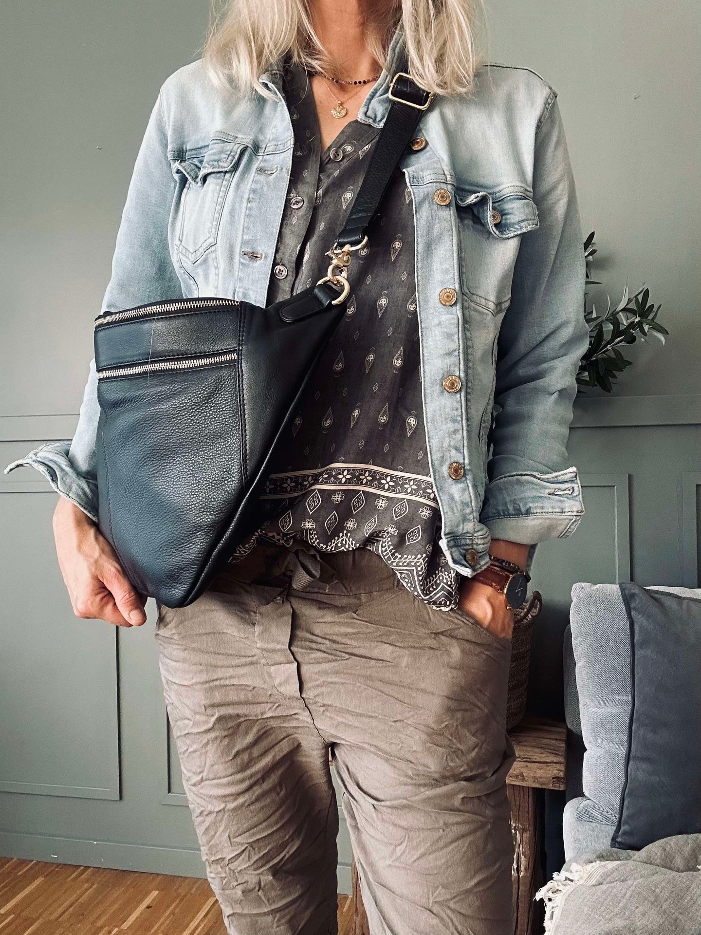 Bumbag BIG Astrid - Svart / Guld