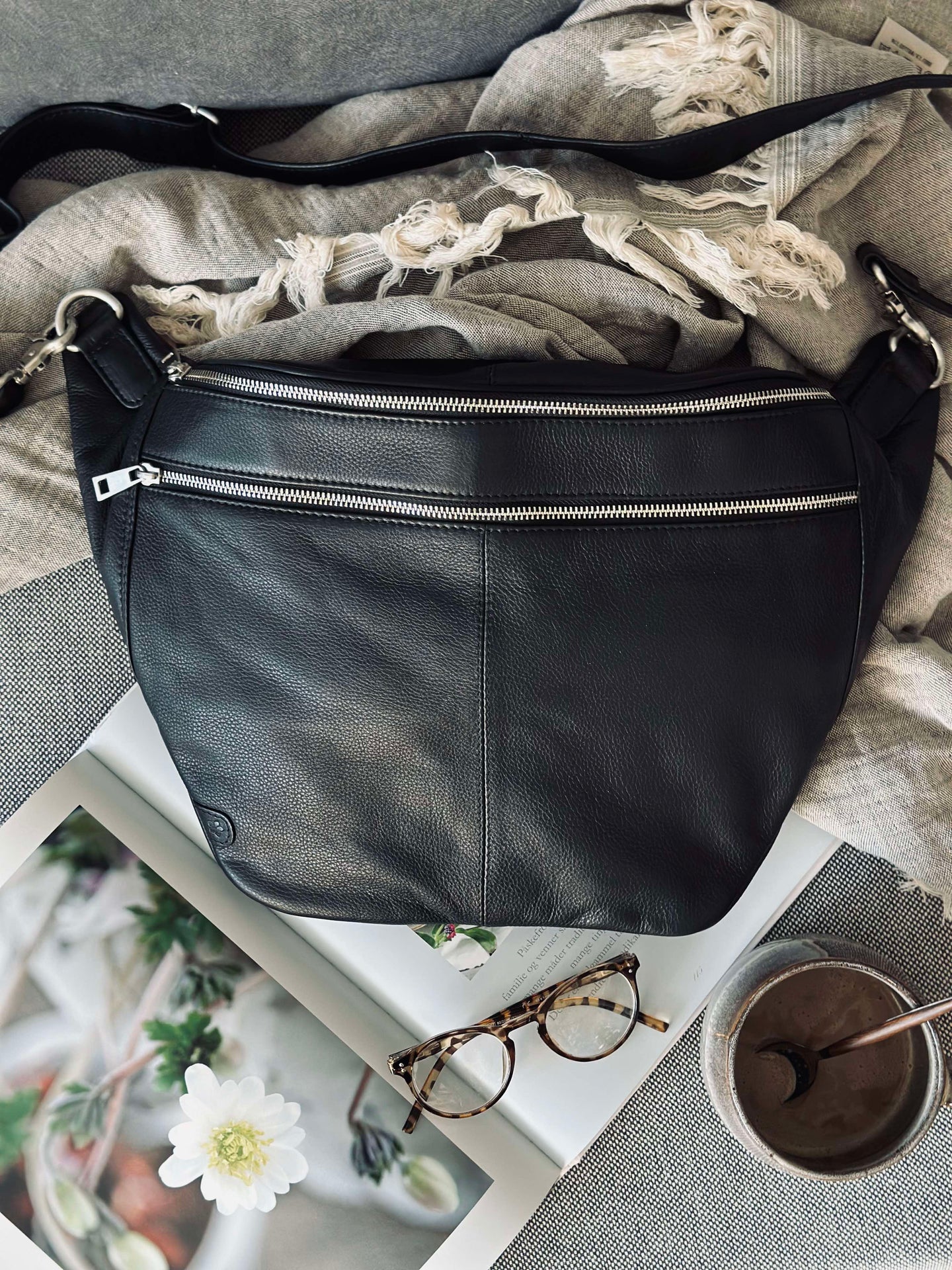 Bumbag BIG Astrid - Svart / Silver