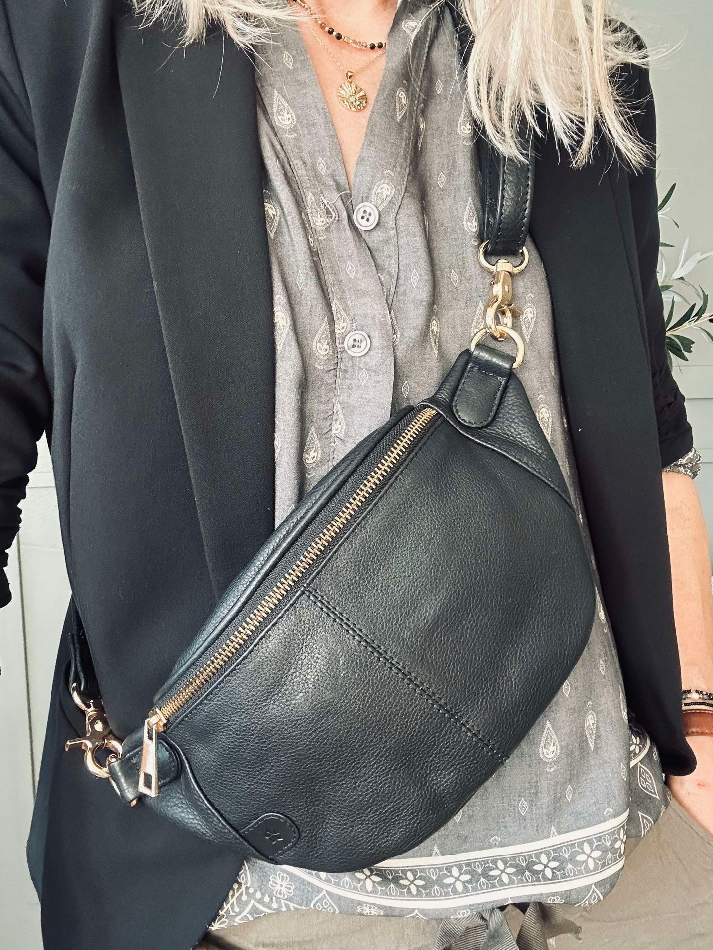 Bumbag Molly - Svart / guld