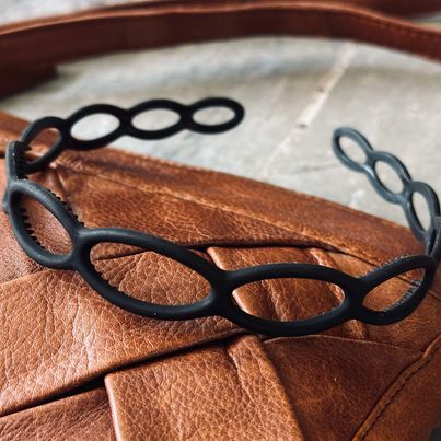 Hårband Nora Mat Black