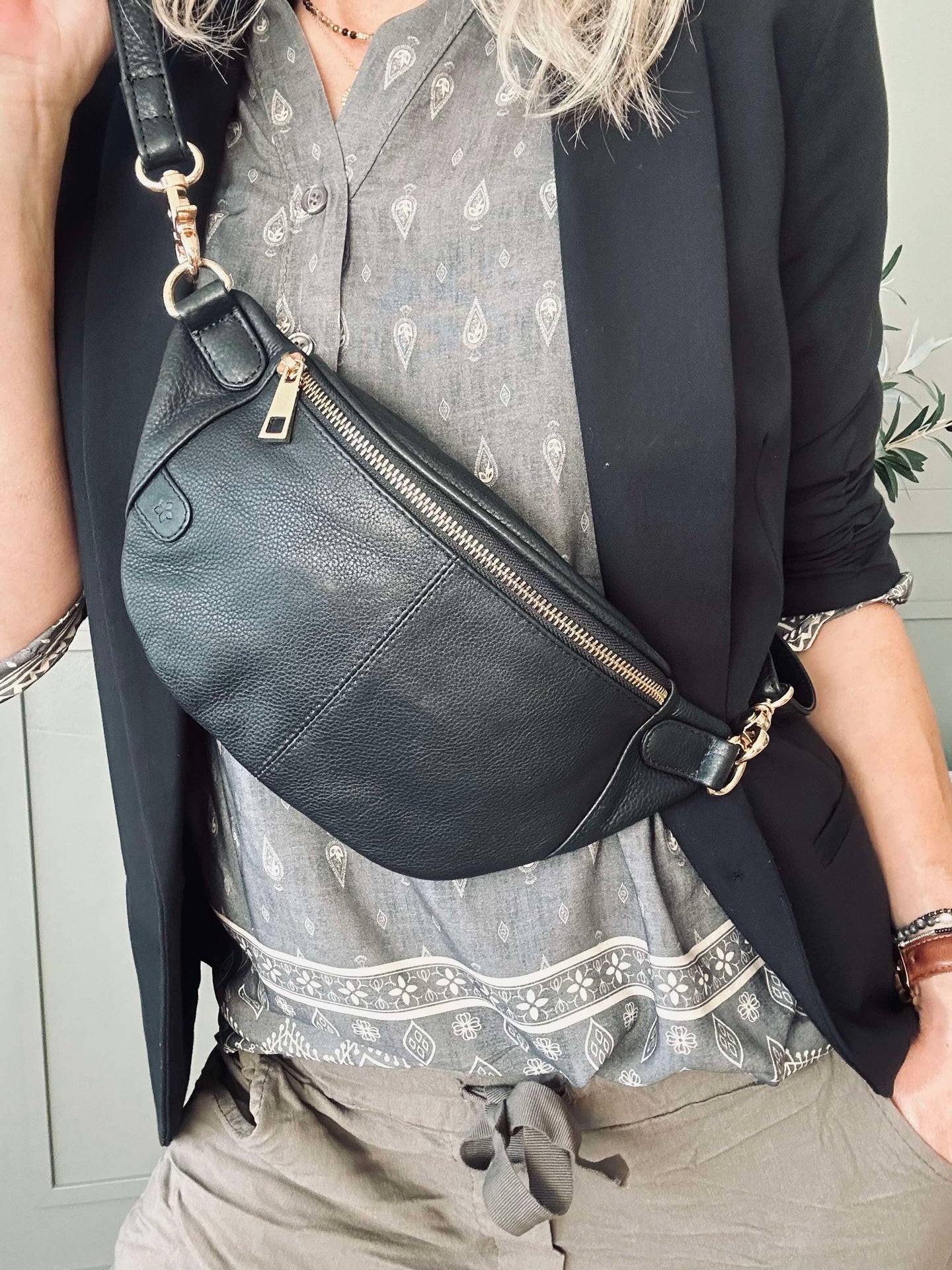 Bumbag Molly - Svart / guld