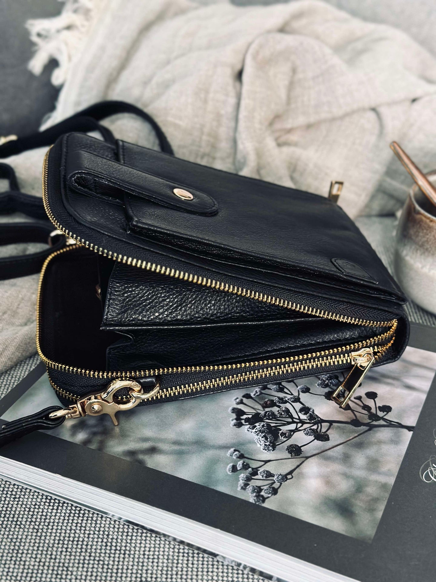 Crossover Posh - Svart / Guld