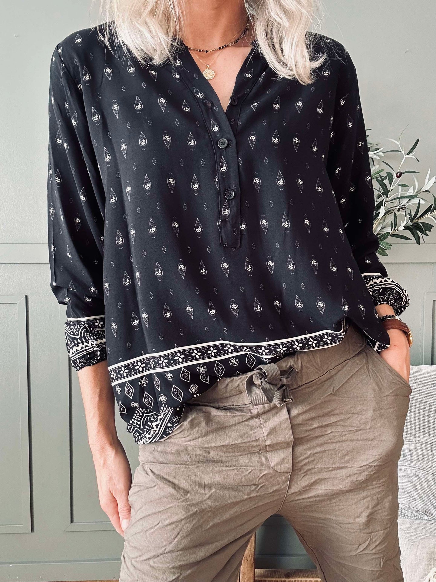 Blus Ella svart