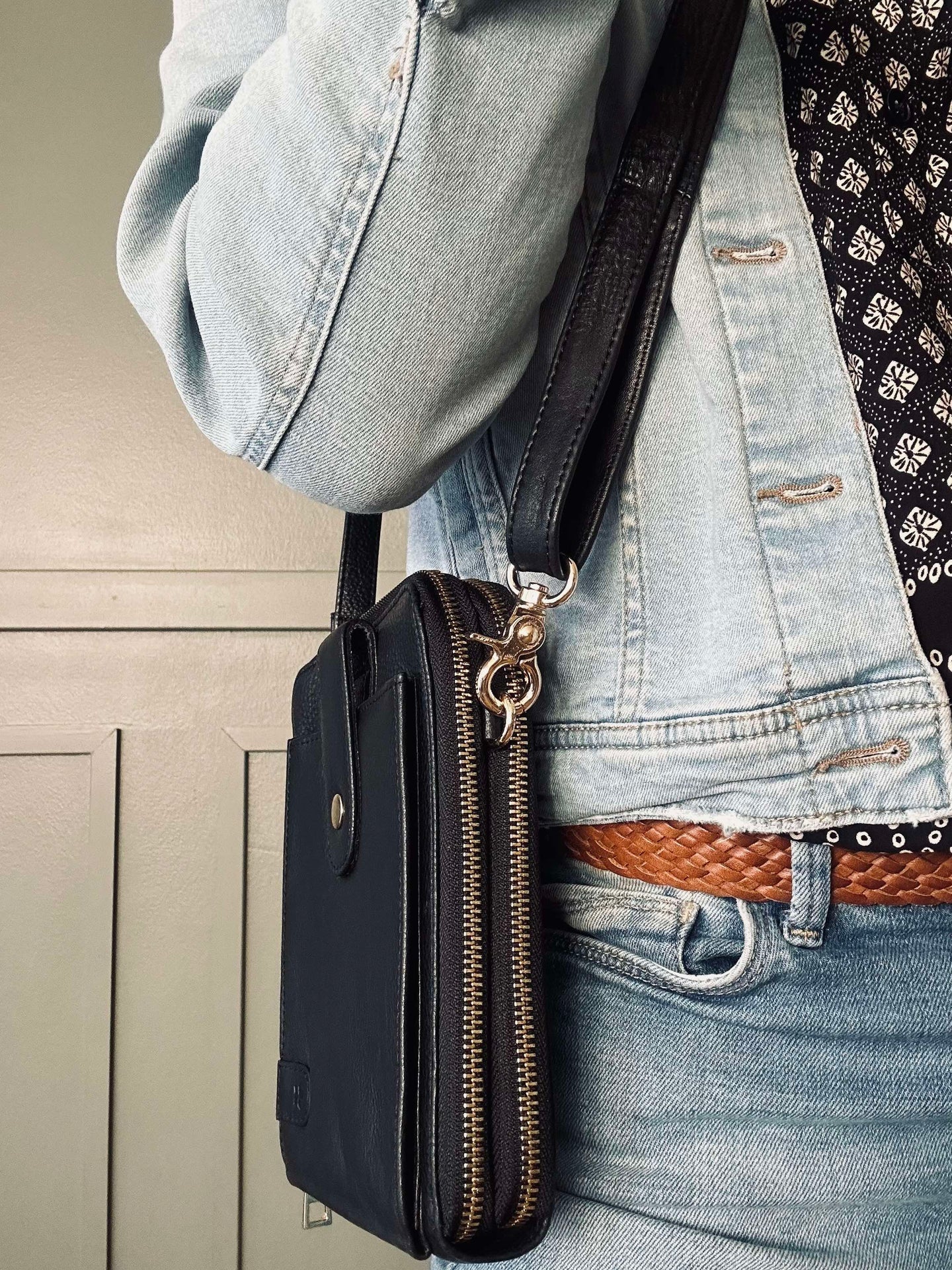 Crossover Posh - Svart / Guld