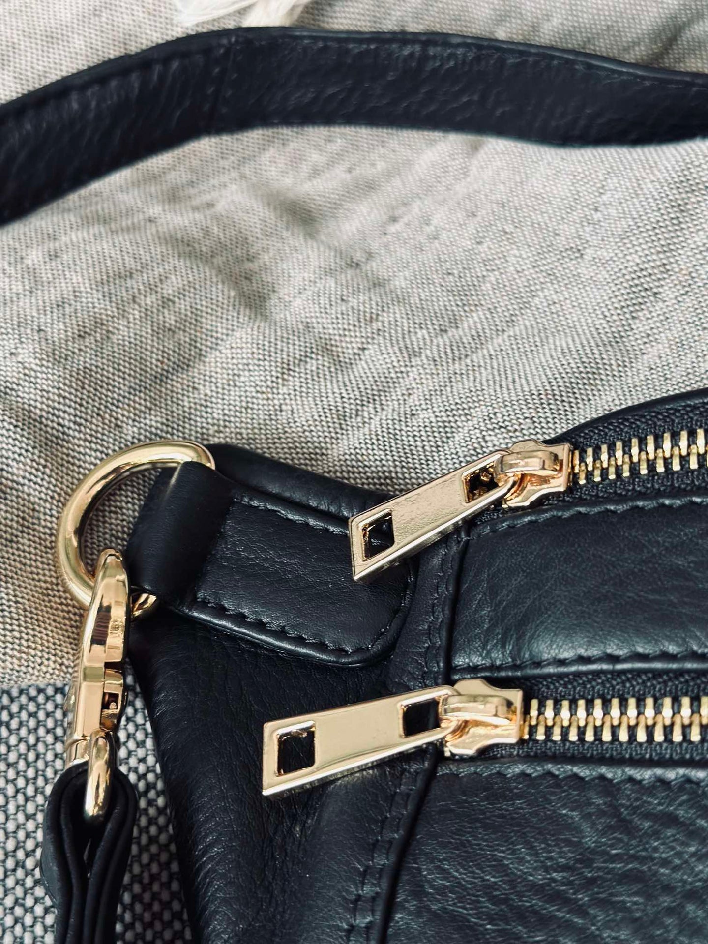 Bumbag Astrid - Svart / Guld
