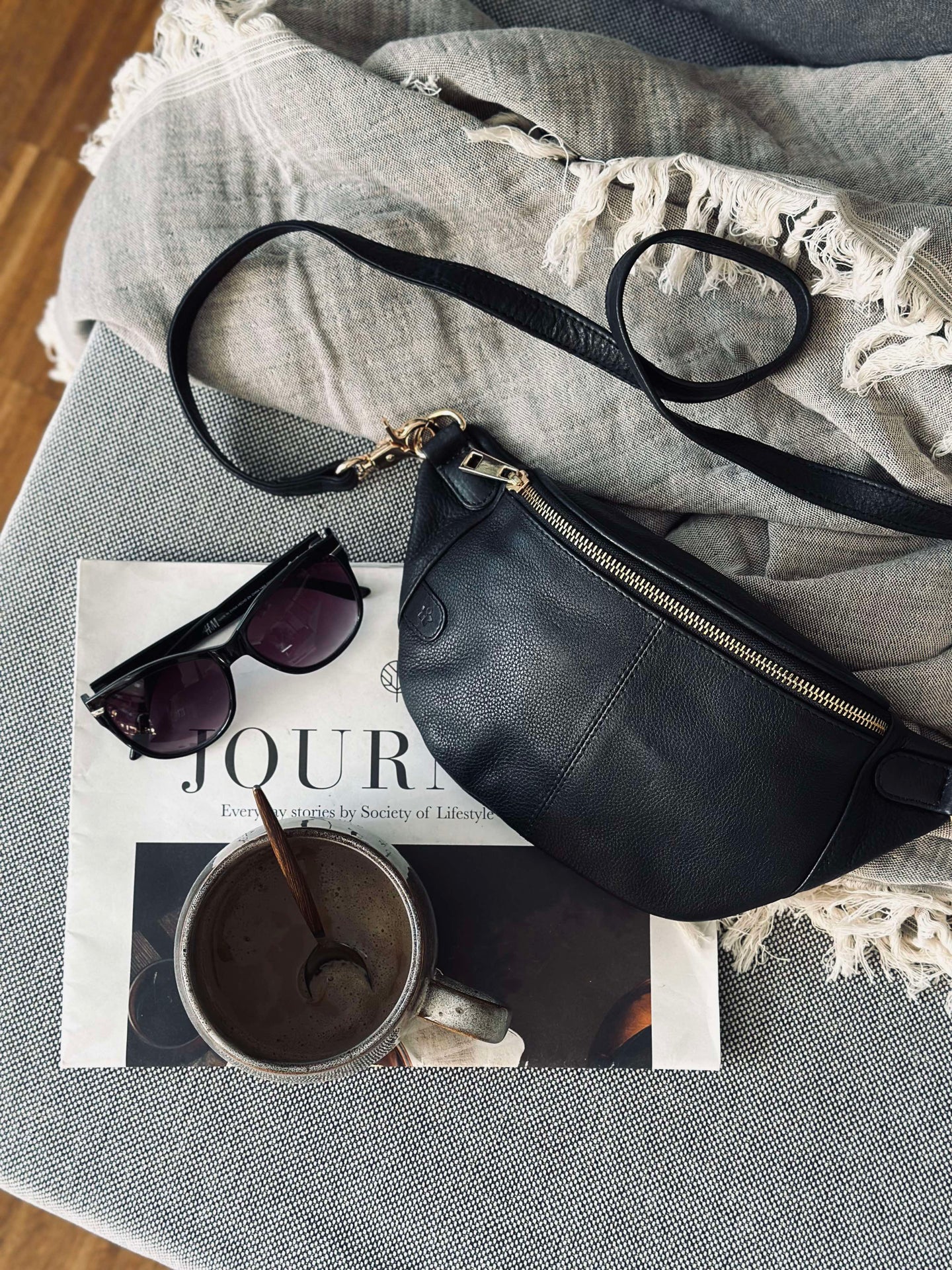 Bumbag Molly - Svart / guld