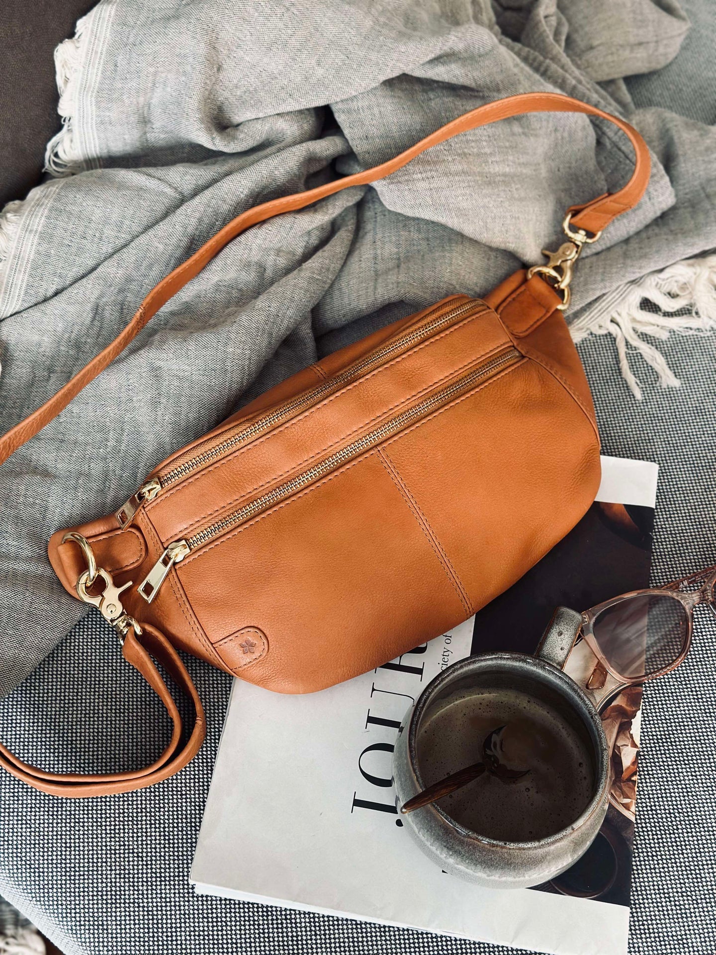 Bumbag Astrid - Cognac / Guld