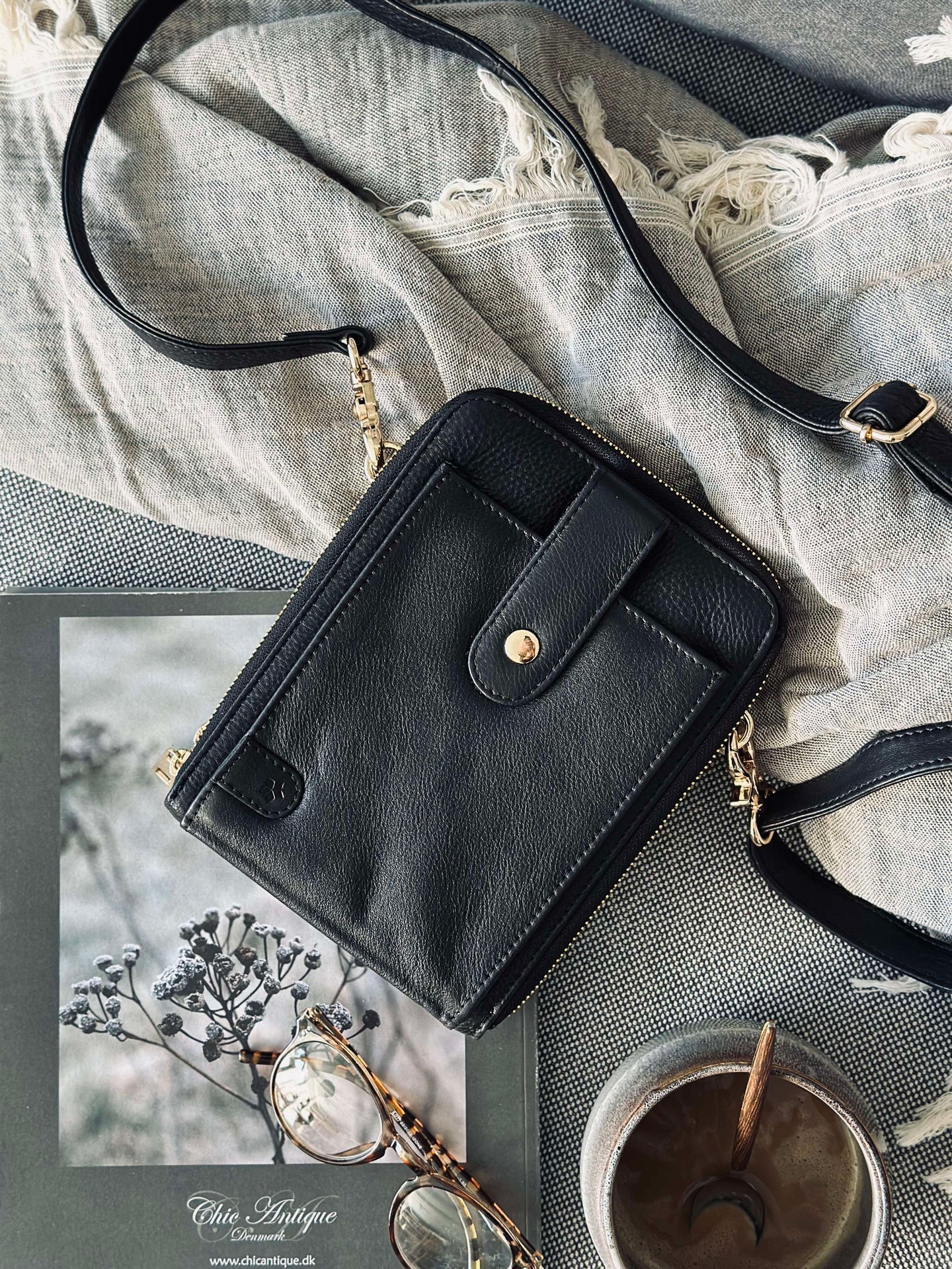 Crossover Posh - Svart / Guld