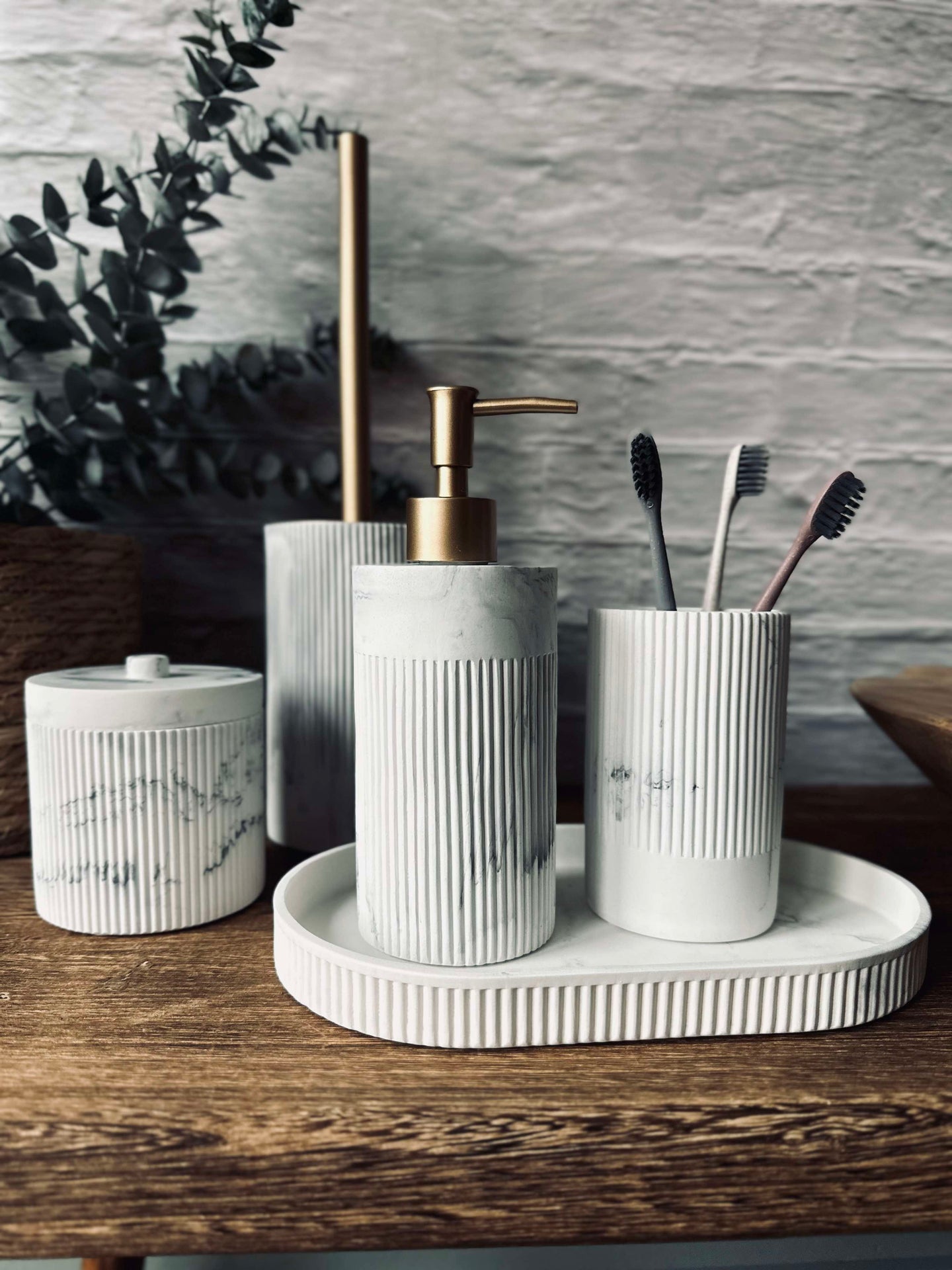 Toalettborste med marmoreffekt