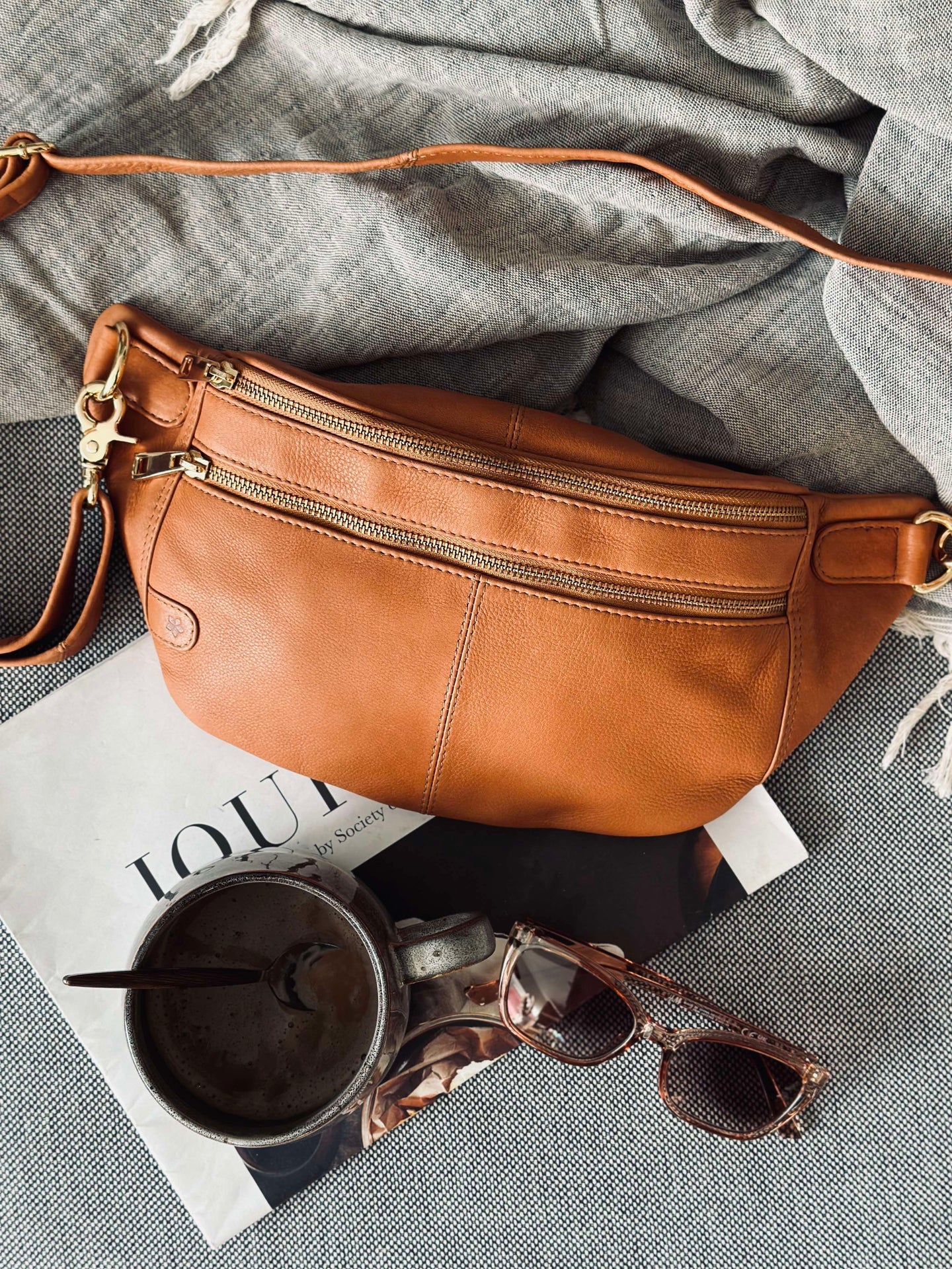 Bumbag Astrid - Cognac / Guld