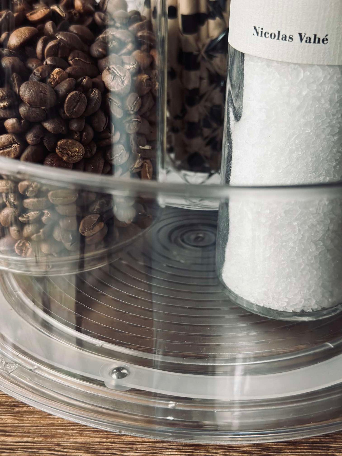 Roterande fat med hög kant