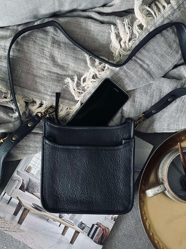 Crossover Felina Svart