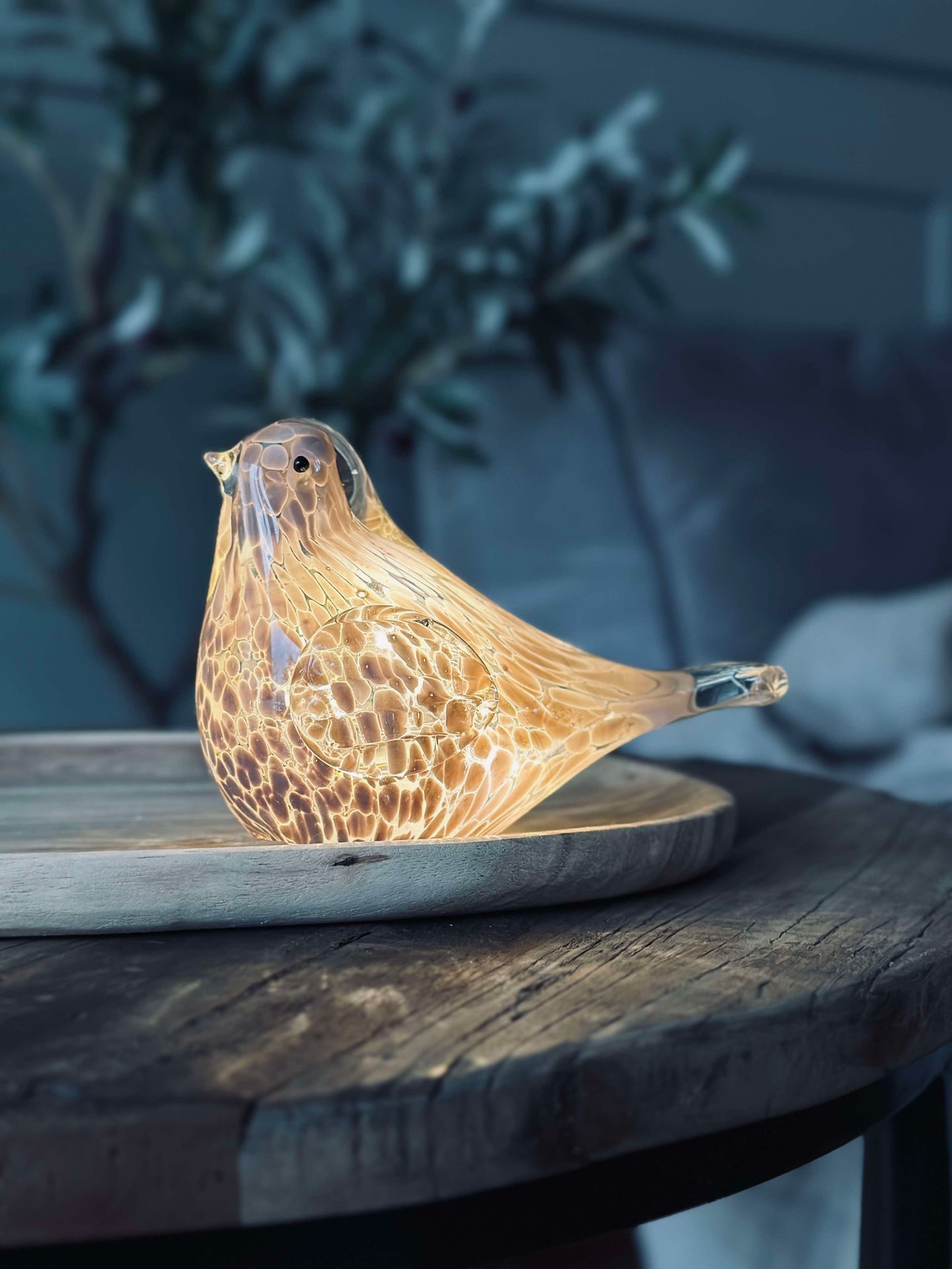 LED Fågel i munblåst glas - Old Rose