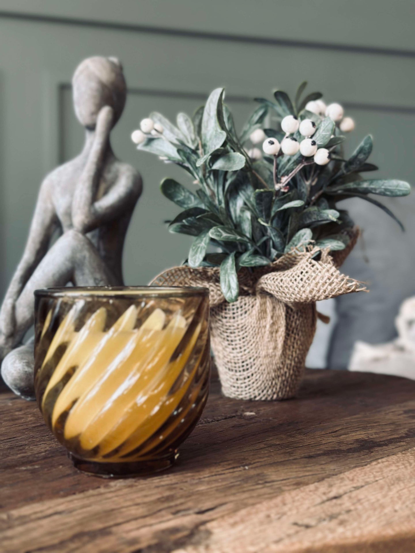 Doftljus i glas - OUD WOOD