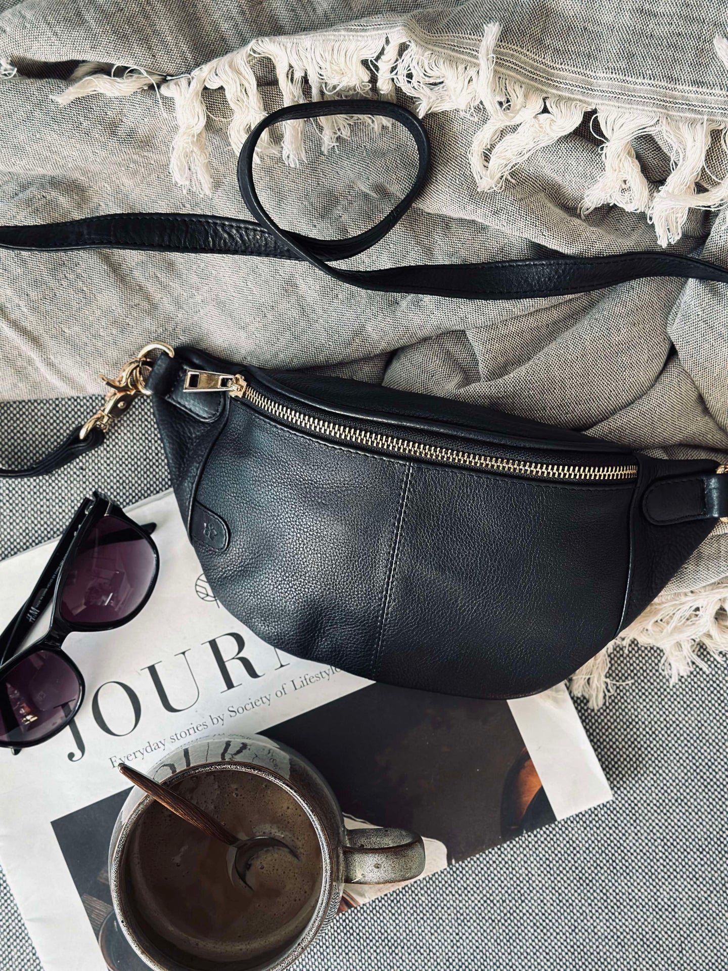 Bumbag Molly - Svart / guld
