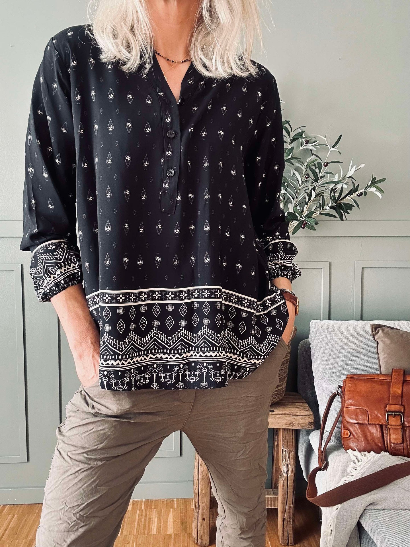 Blus Ella svart