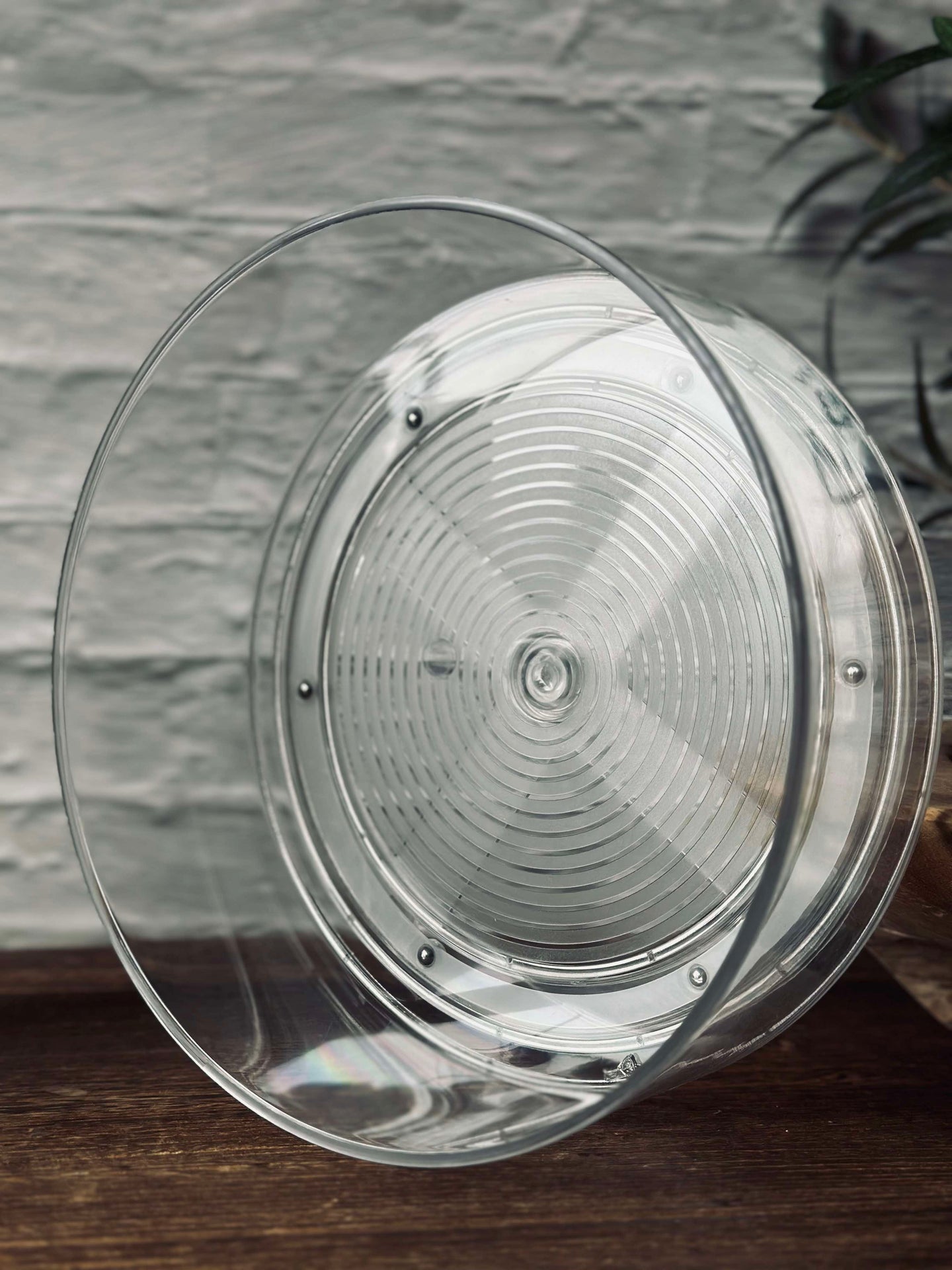 Roterande fat med hög kant