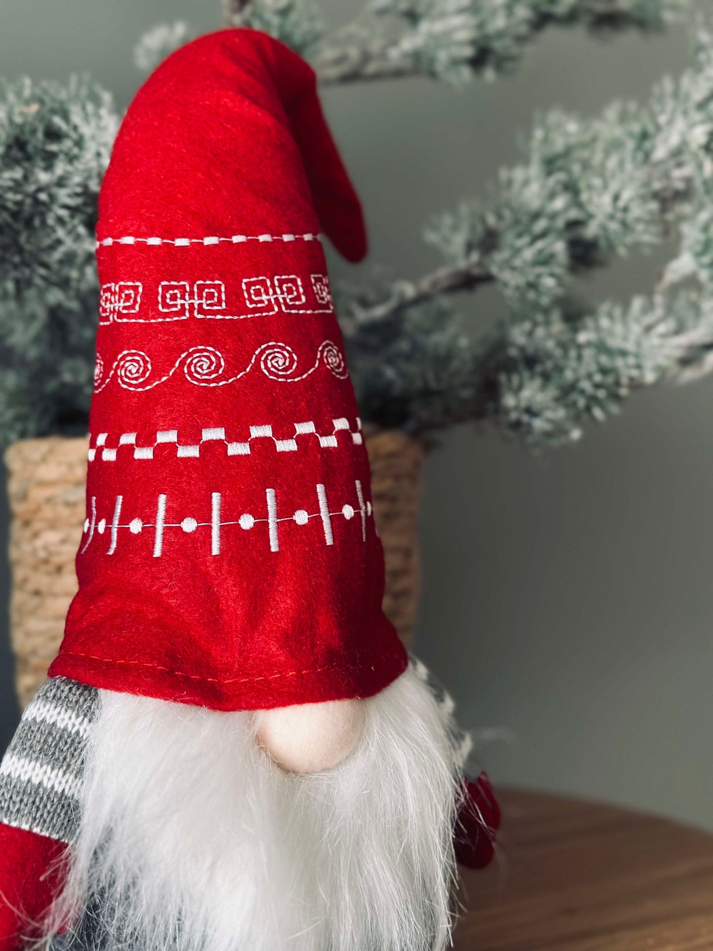 Nisse med långa ben