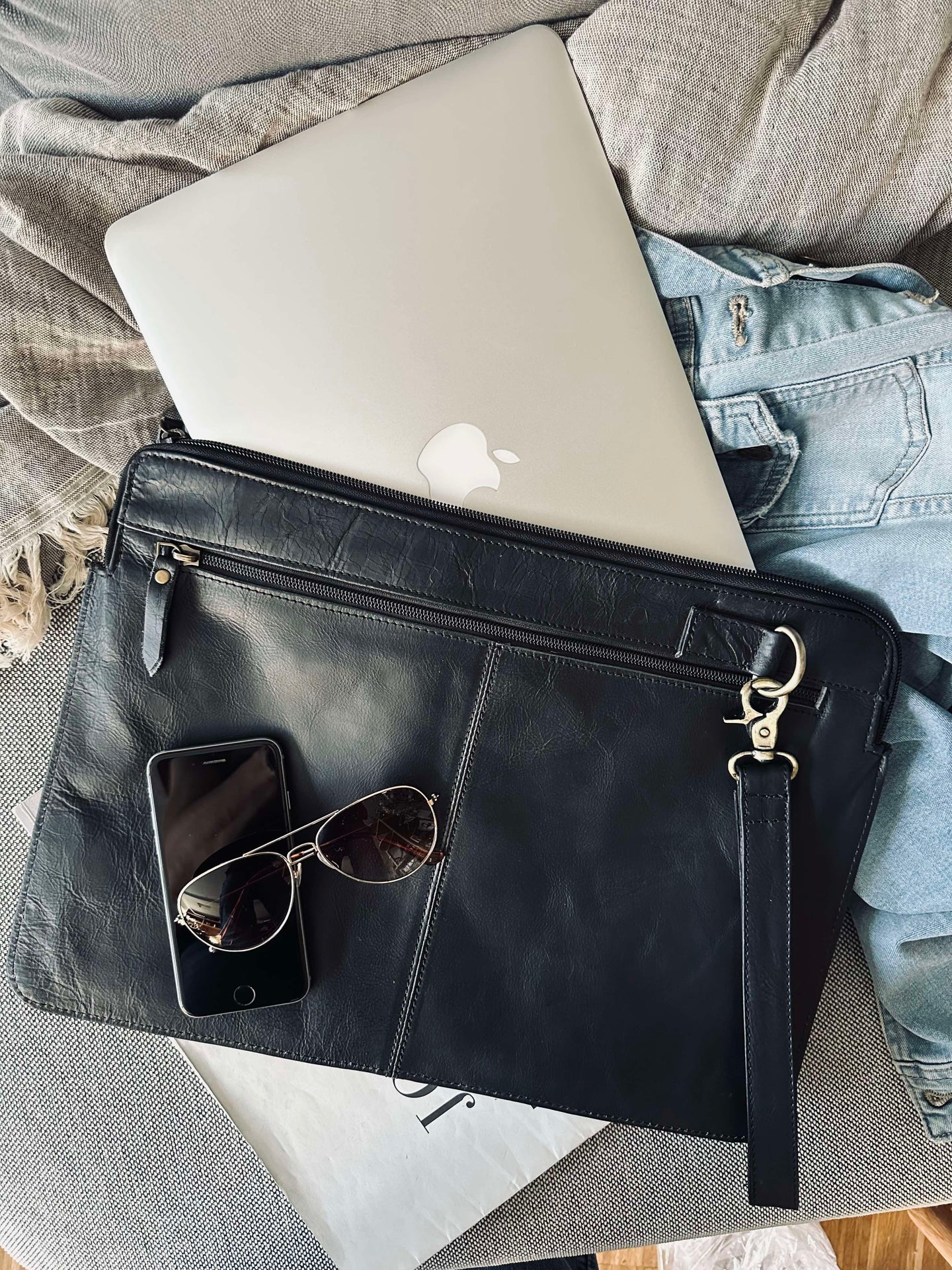 Laptopfodral - Svart buffelläder