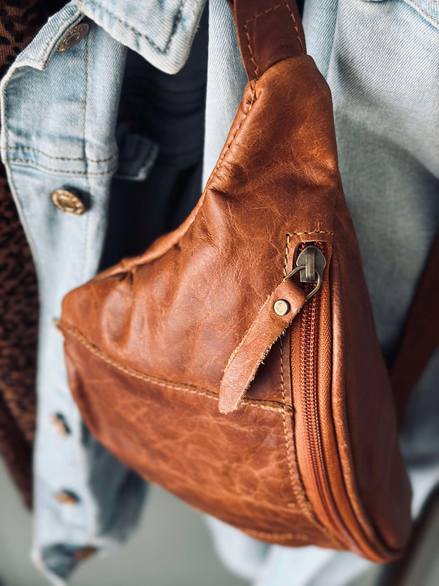 Bumbag Oline Cognac buffelläder