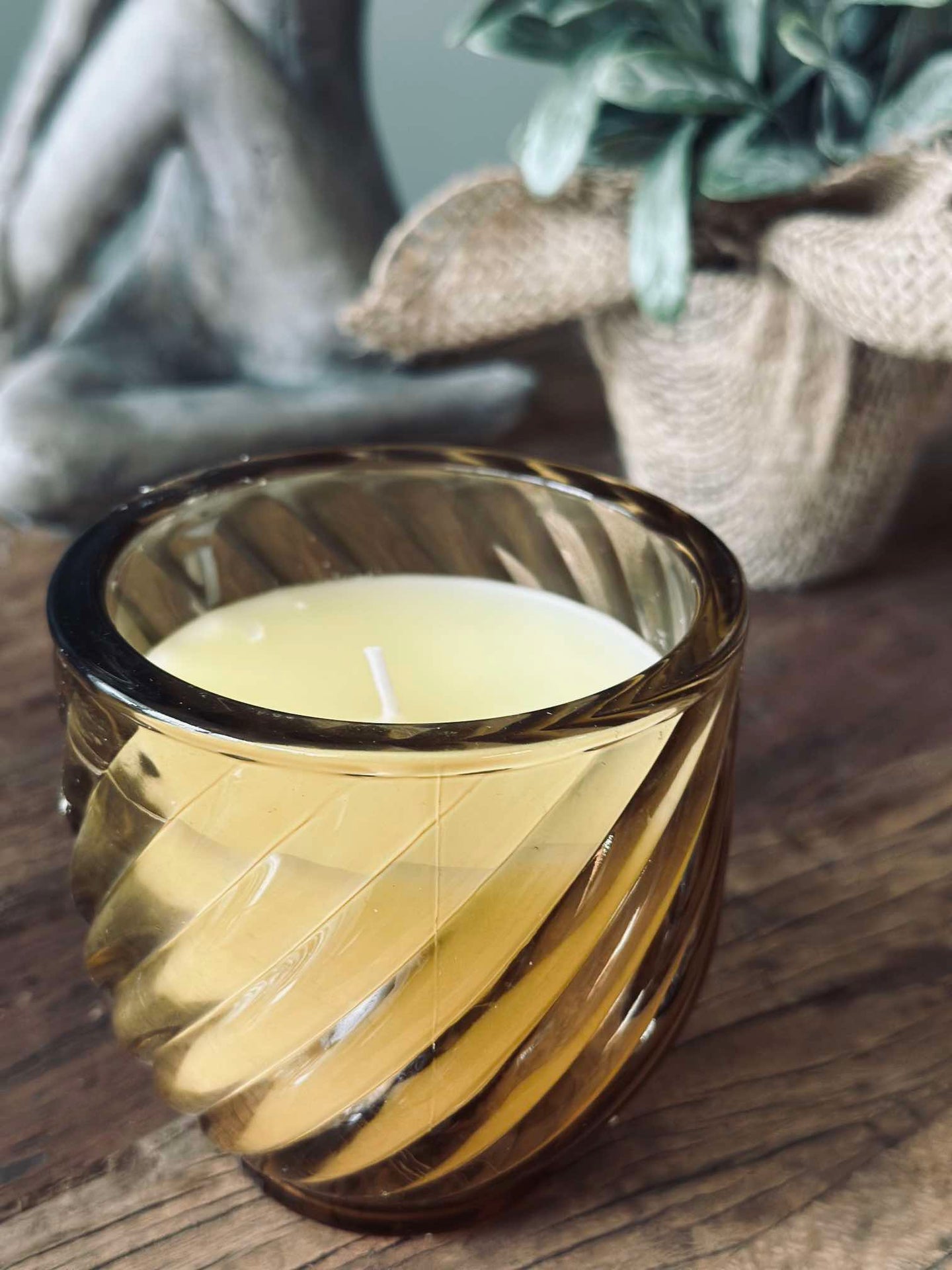 Doftljus i glas - OUD WOOD