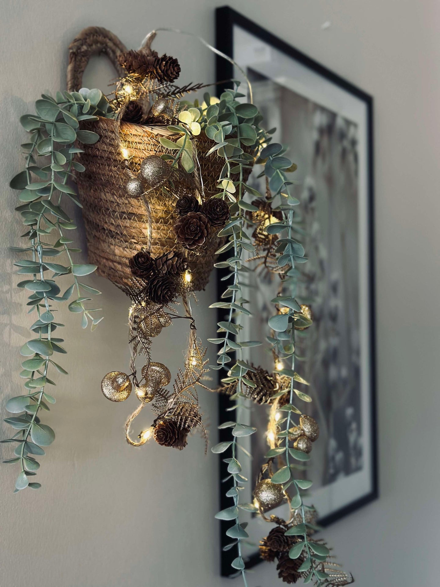 LED-ljusslinga med kottar och svampar