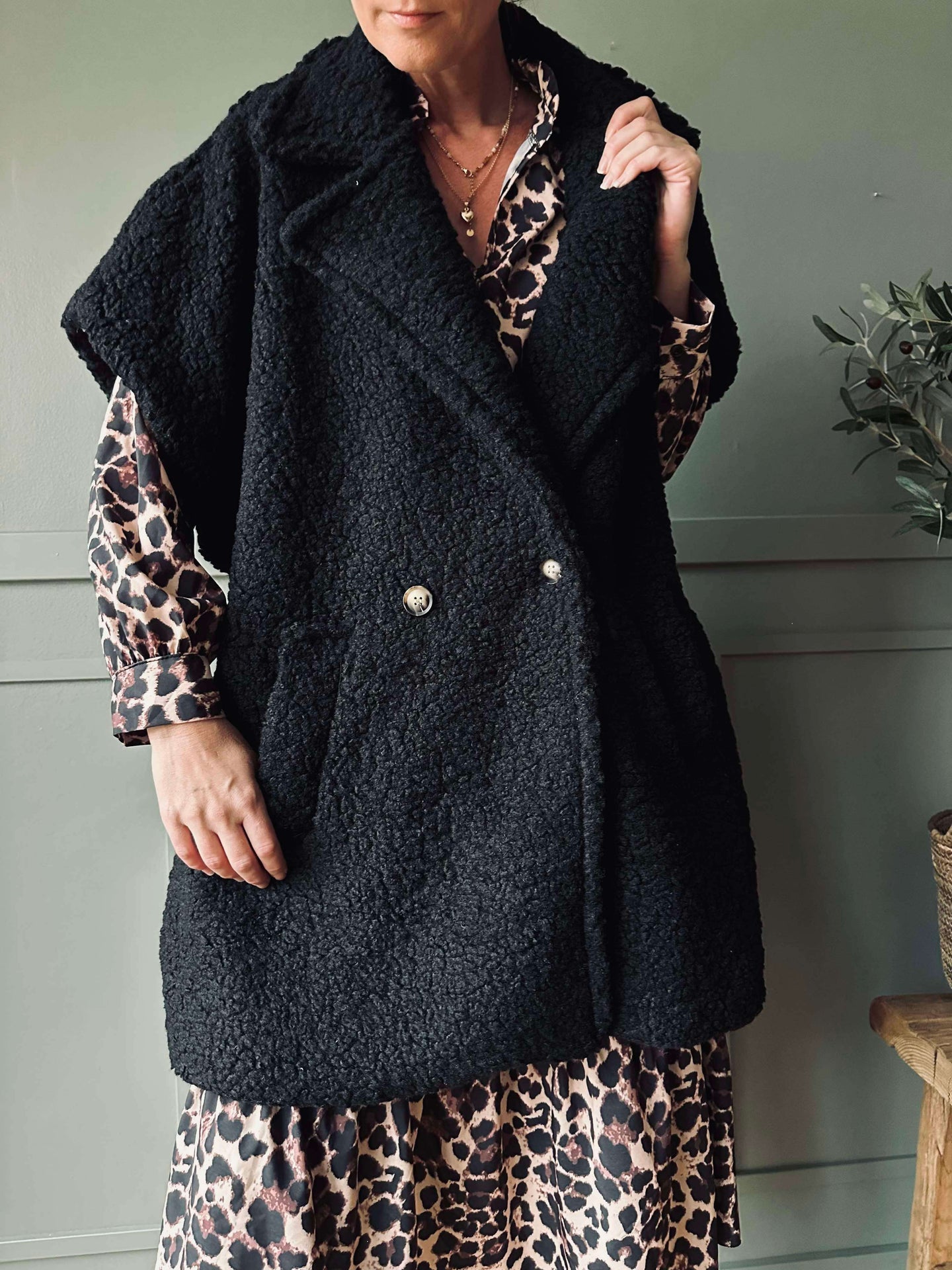 Väst oversize Molly Black
