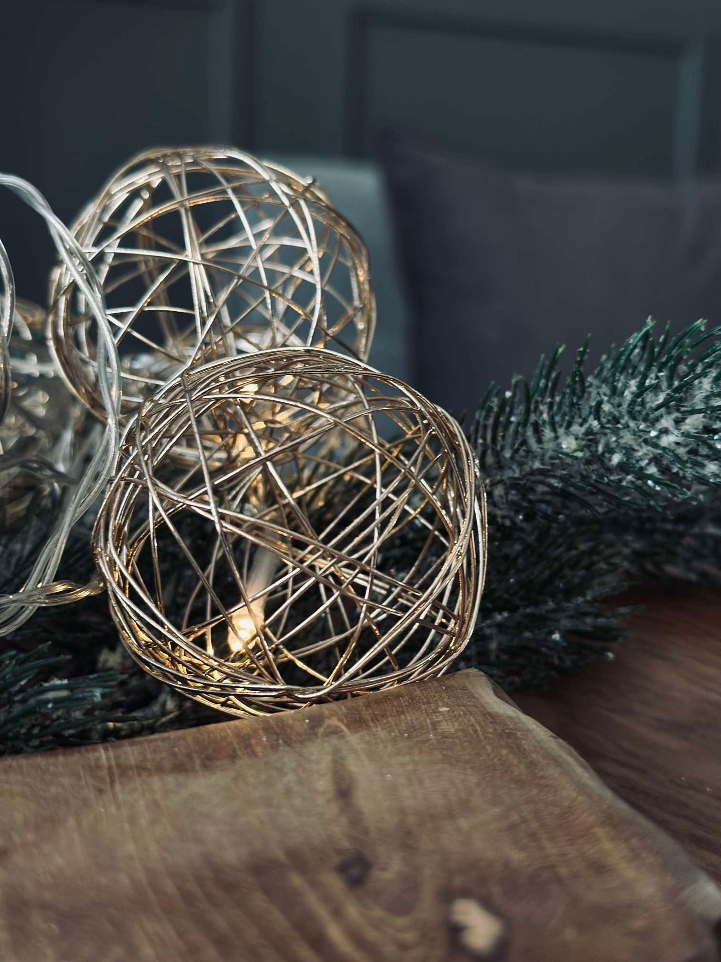 Ljusslinga Guld - 10 LED-kulor