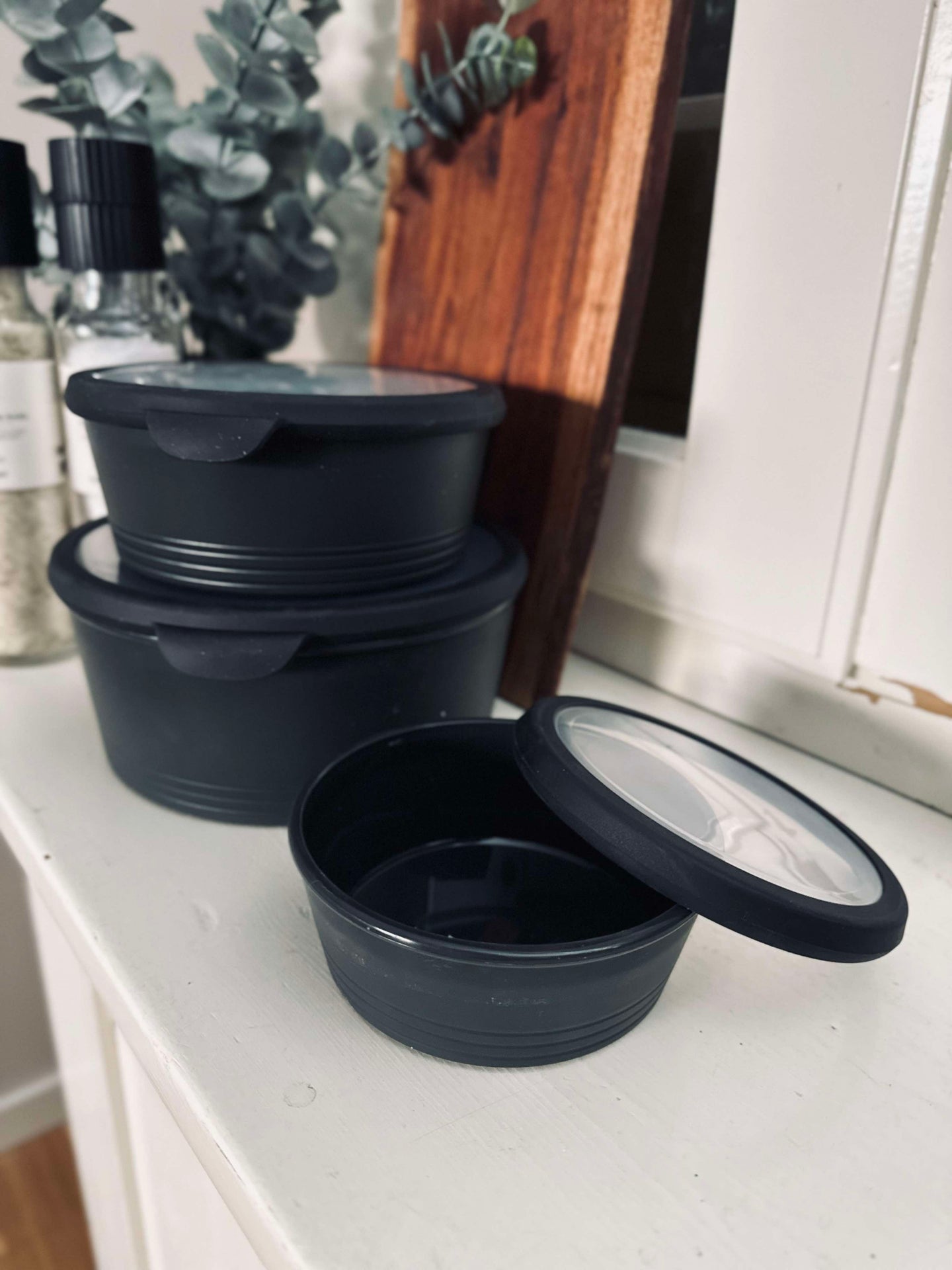 Skålar med lock - Set om 3 skålar - Svart