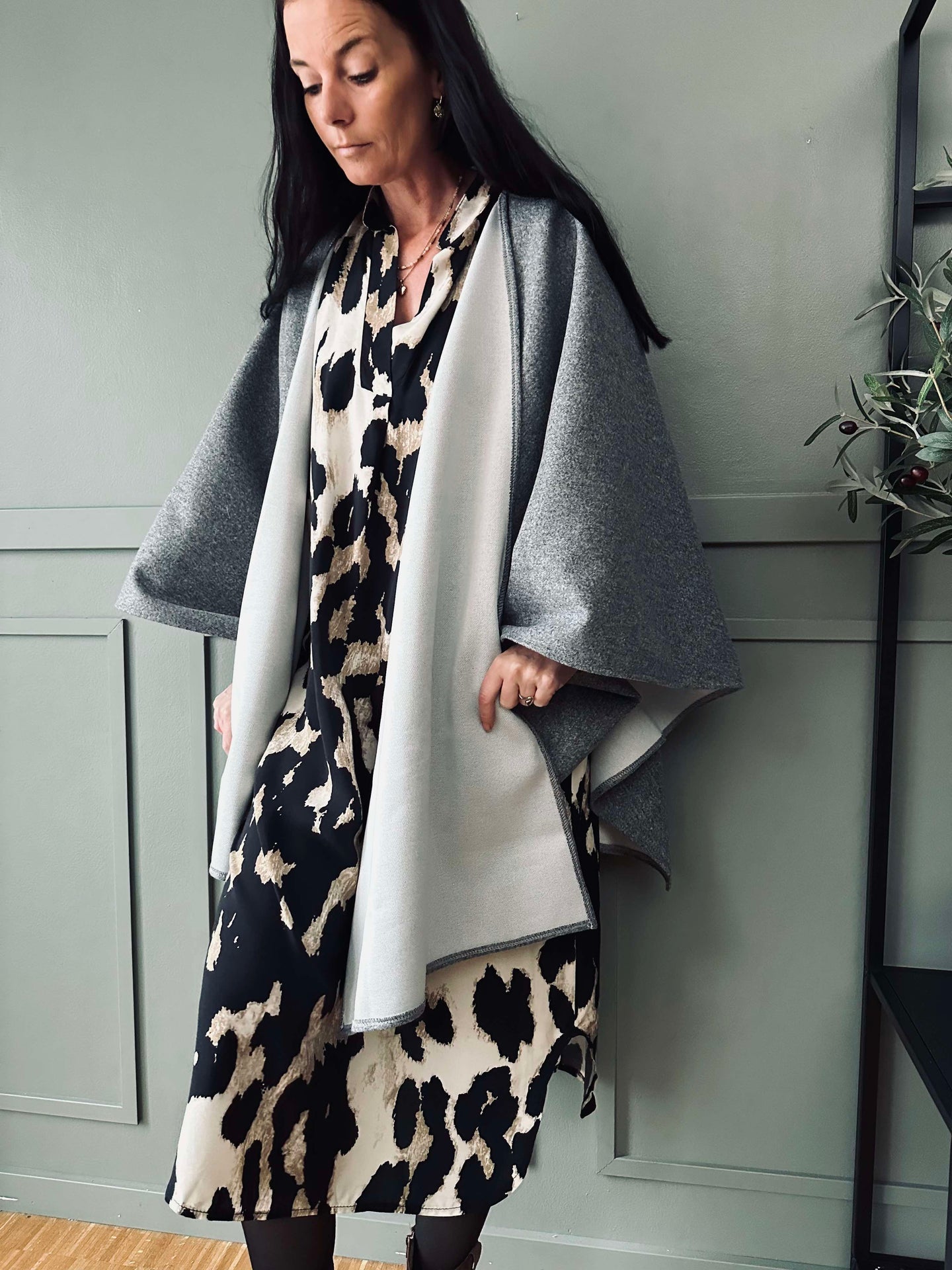 Poncho Grey