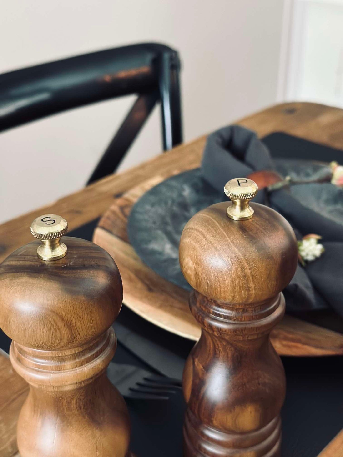 Salt- och pepparkvarn - Akaciaträ